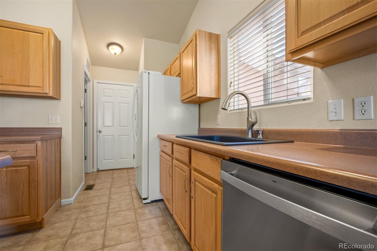 MLS Image #11 for 3433  raccoon lane,pueblo, Colorado