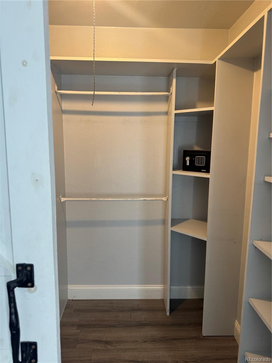 MLS Image #10 for 21172 e 45th avenue,denver, Colorado