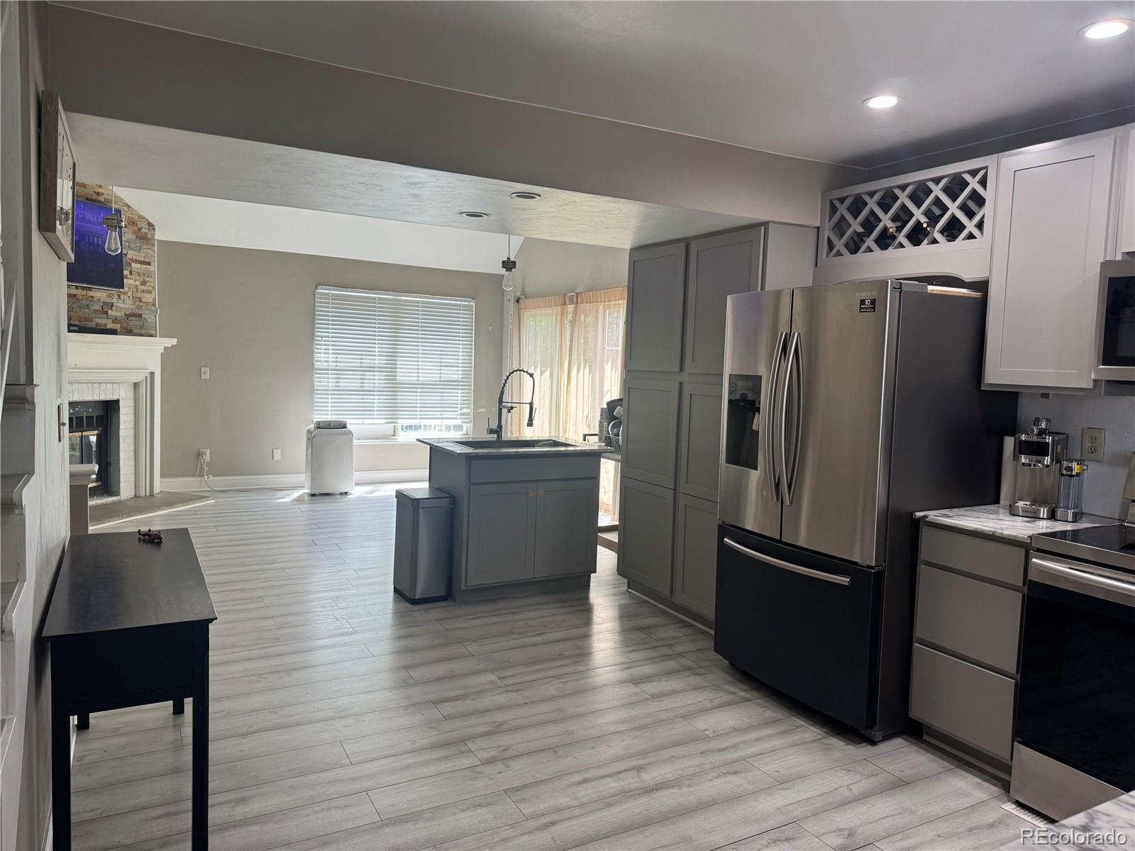 MLS Image #11 for 21172 e 45th avenue,denver, Colorado