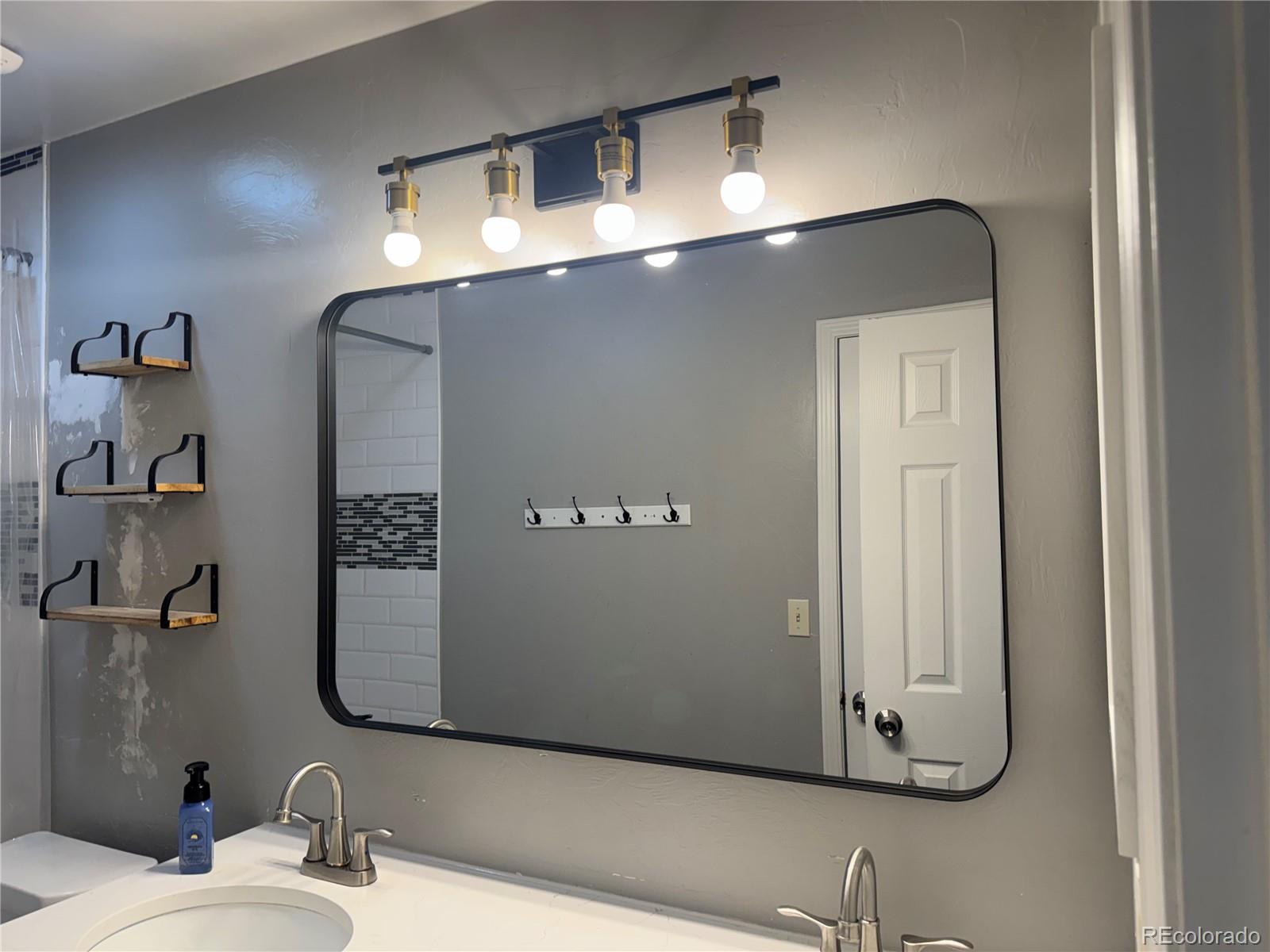 MLS Image #5 for 21172 e 45th avenue,denver, Colorado
