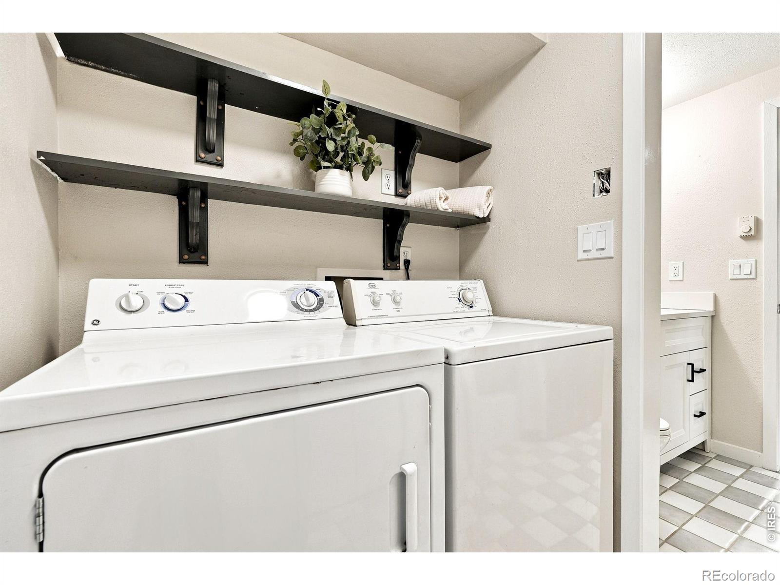 MLS Image #17 for 2962  black fox run lane,loveland, Colorado