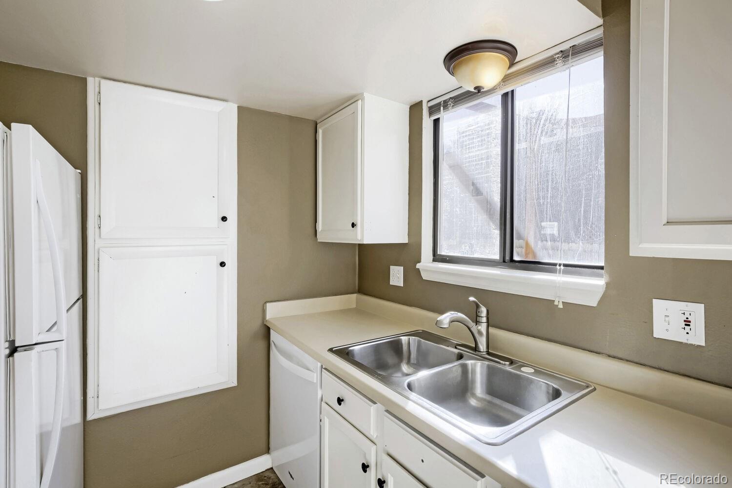 MLS Image #10 for 1021  townley circle,longmont, Colorado