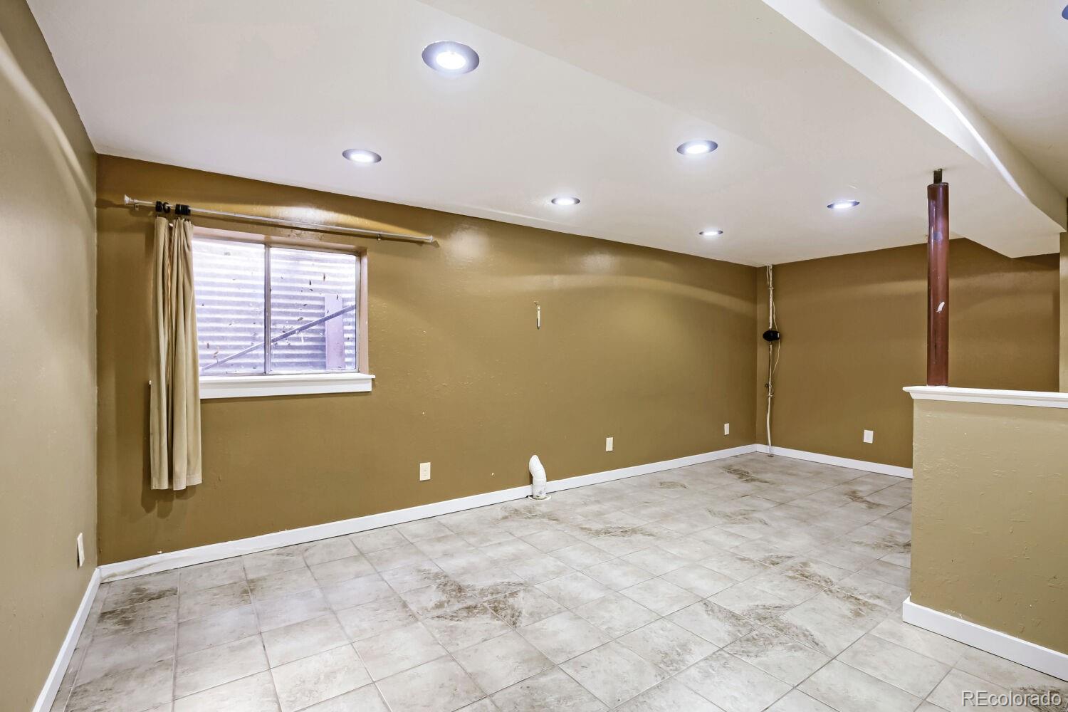 MLS Image #13 for 1021  townley circle,longmont, Colorado