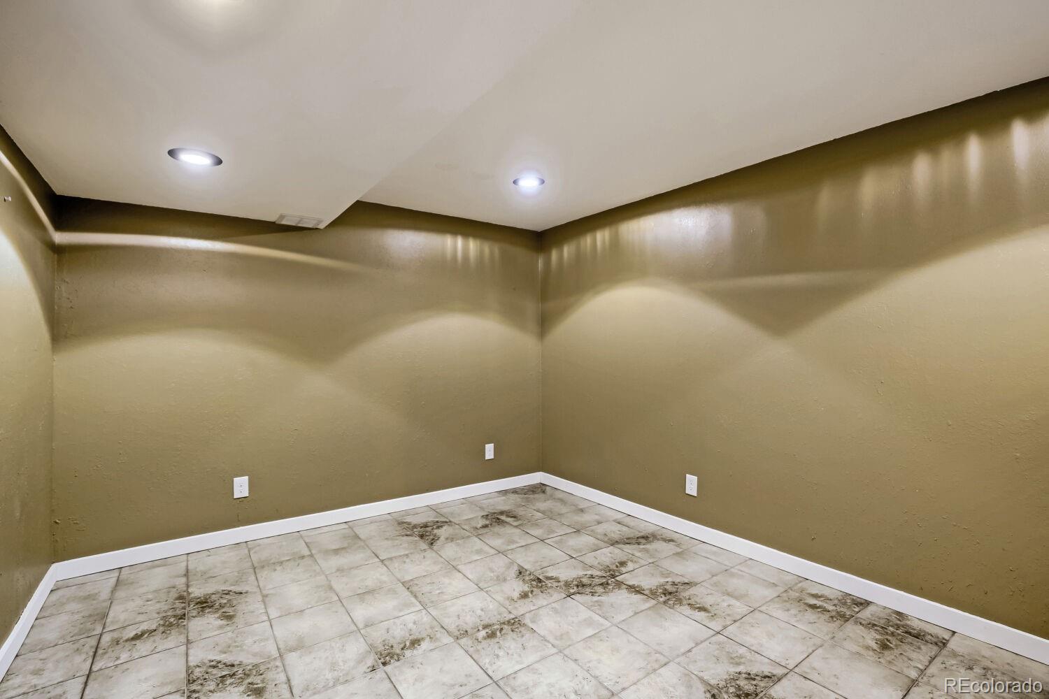 MLS Image #19 for 1021  townley circle,longmont, Colorado