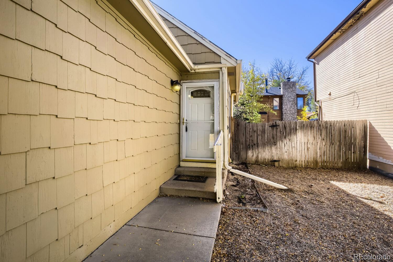 MLS Image #2 for 1021  townley circle,longmont, Colorado
