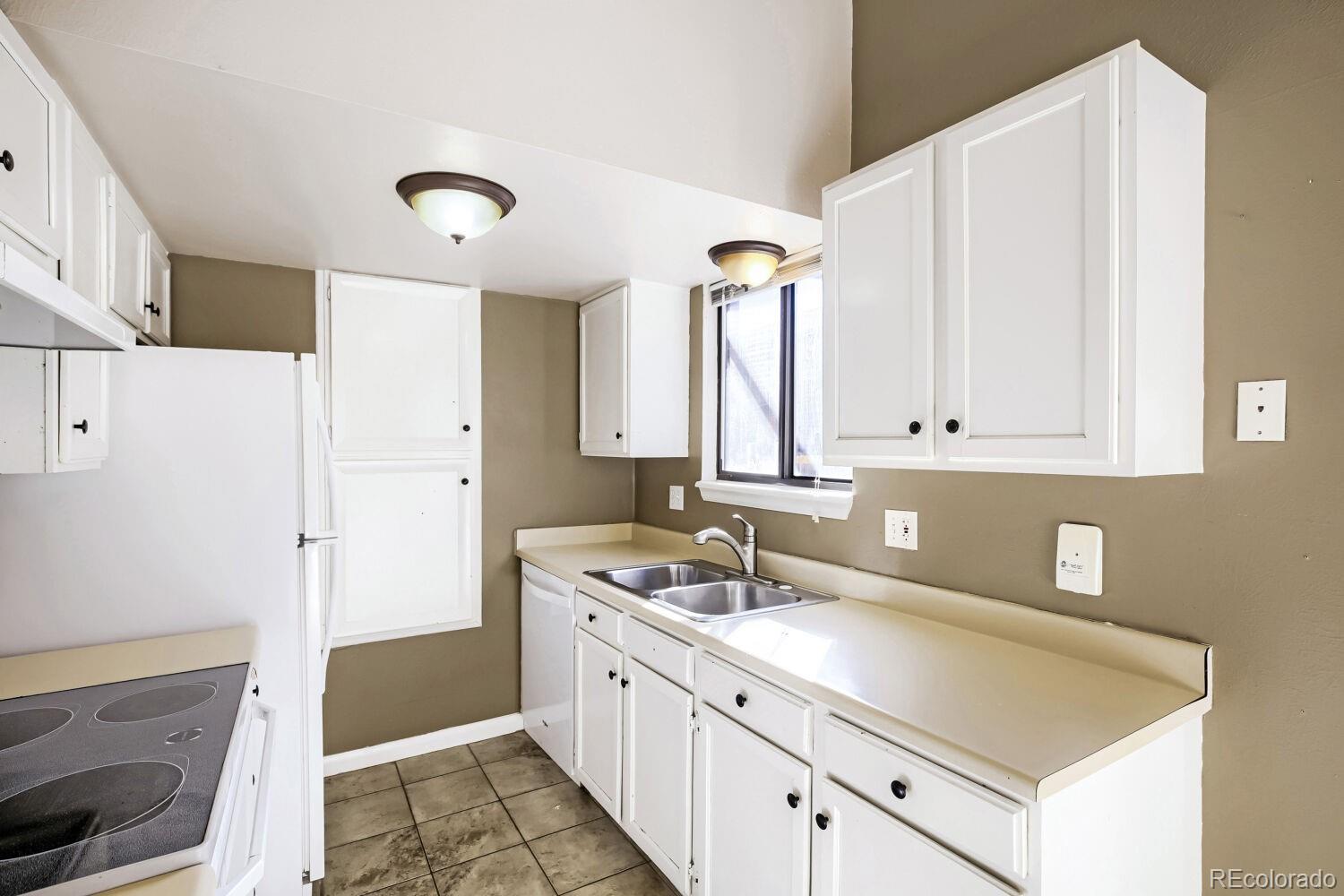 MLS Image #9 for 1021  townley circle,longmont, Colorado