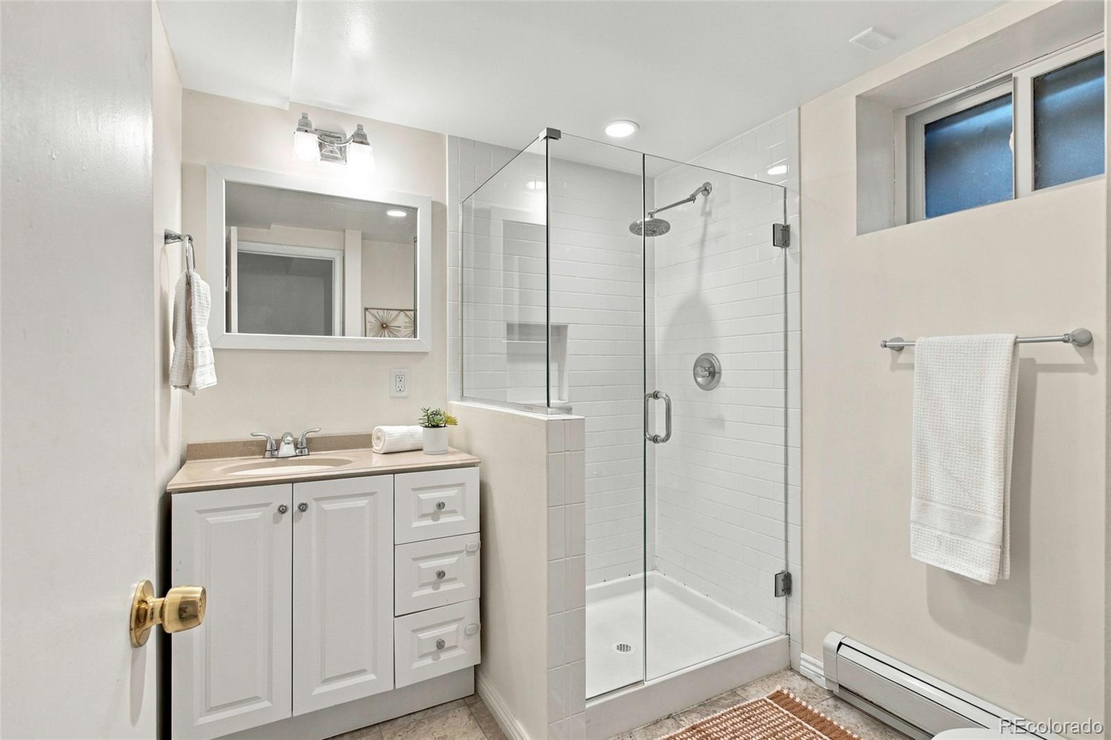 MLS Image #24 for 1370 s ivy way,denver, Colorado