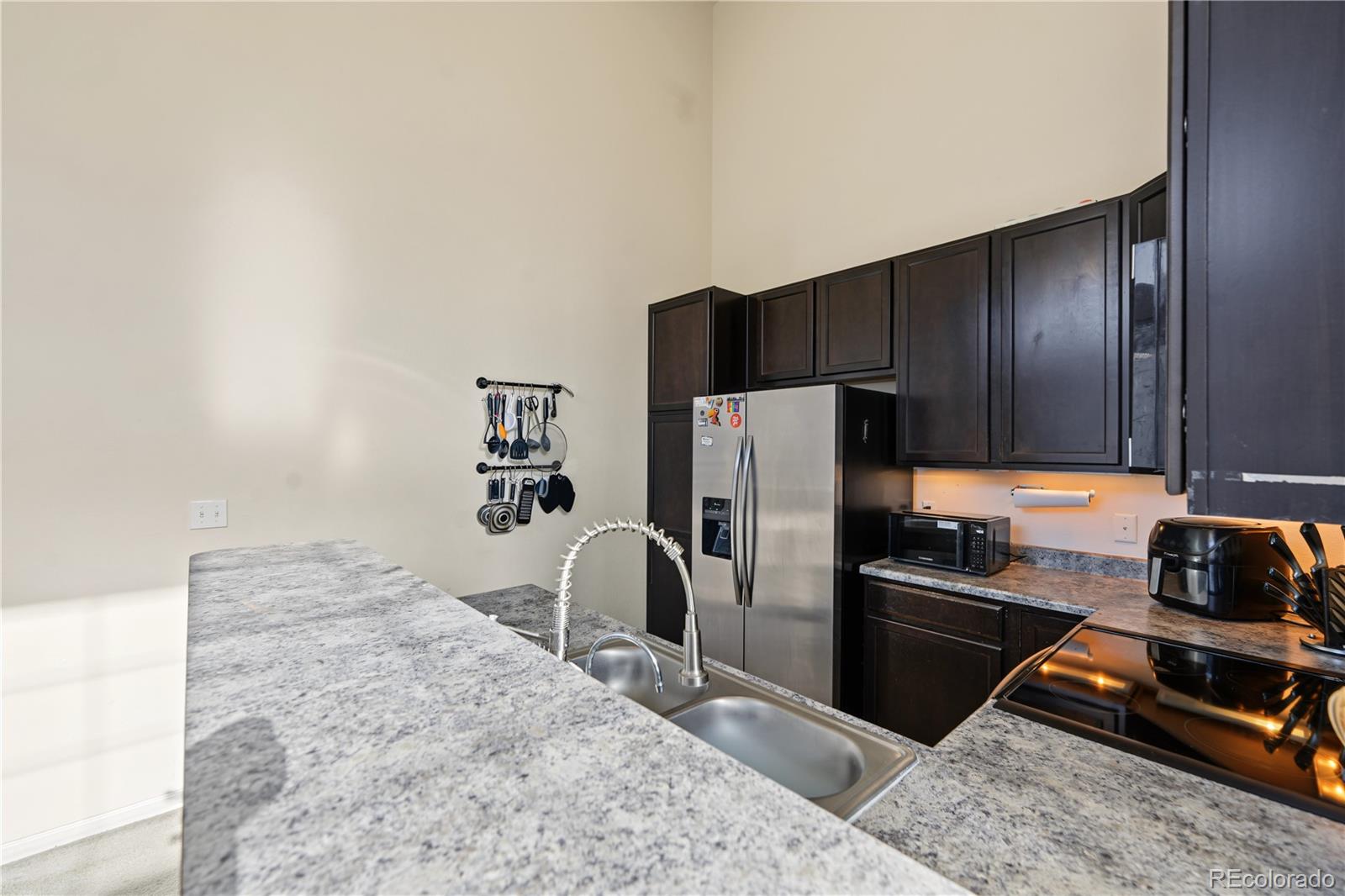 MLS Image #12 for 1315 s chambers road,aurora, Colorado