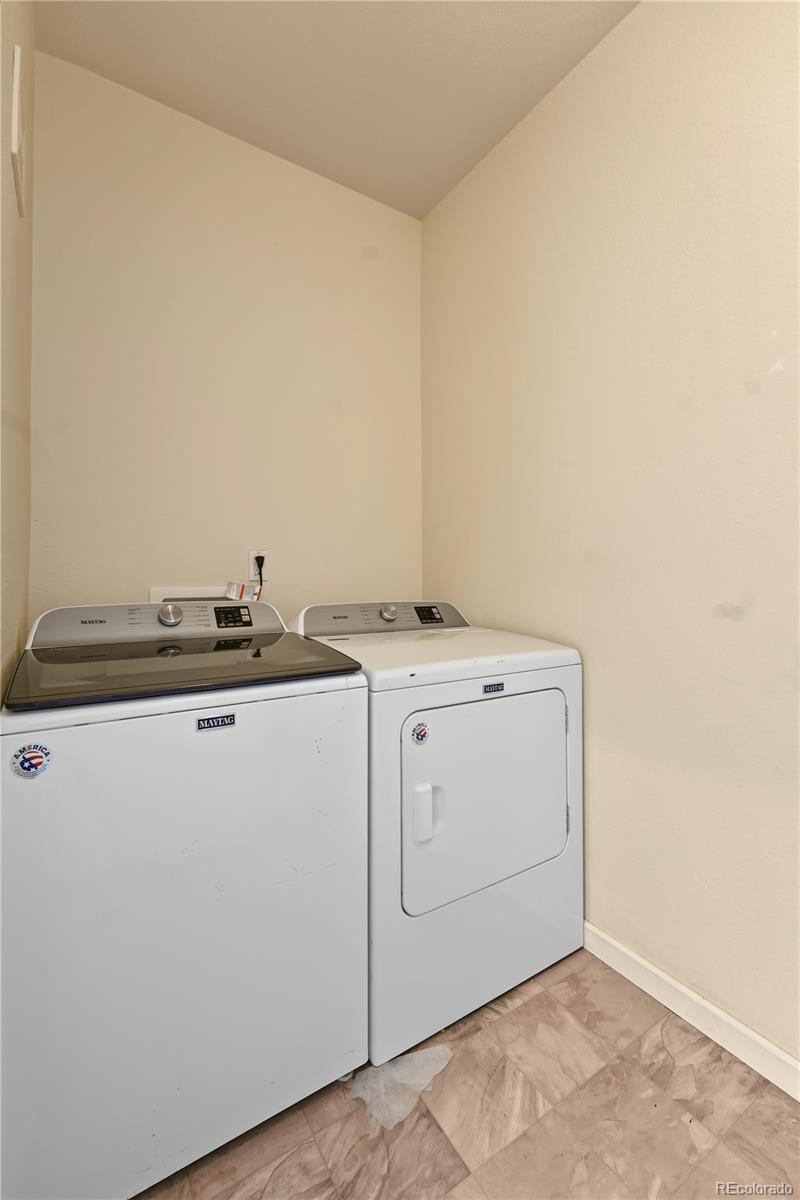 MLS Image #13 for 1315 s chambers road,aurora, Colorado