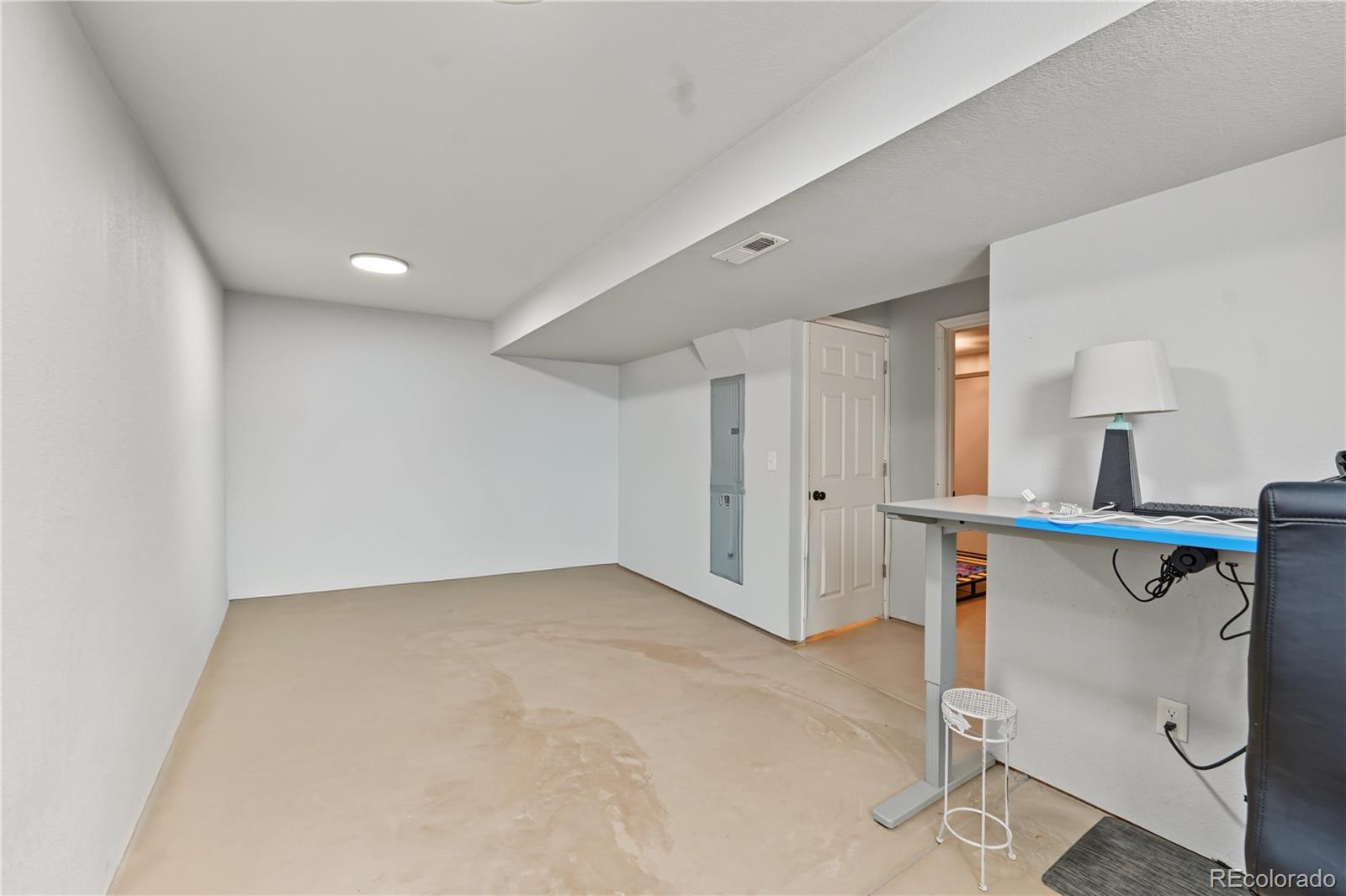 MLS Image #27 for 1315 s chambers road,aurora, Colorado