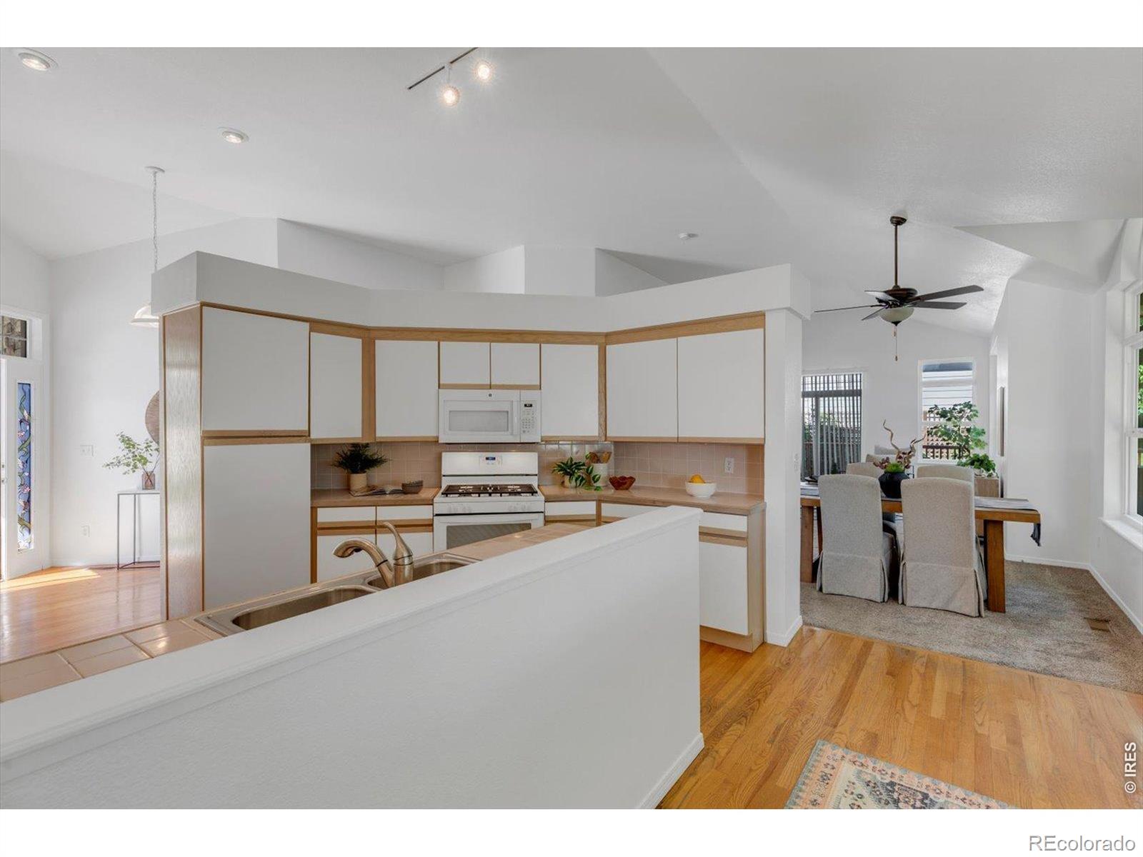 MLS Image #15 for 101  fairfield lane,louisville, Colorado