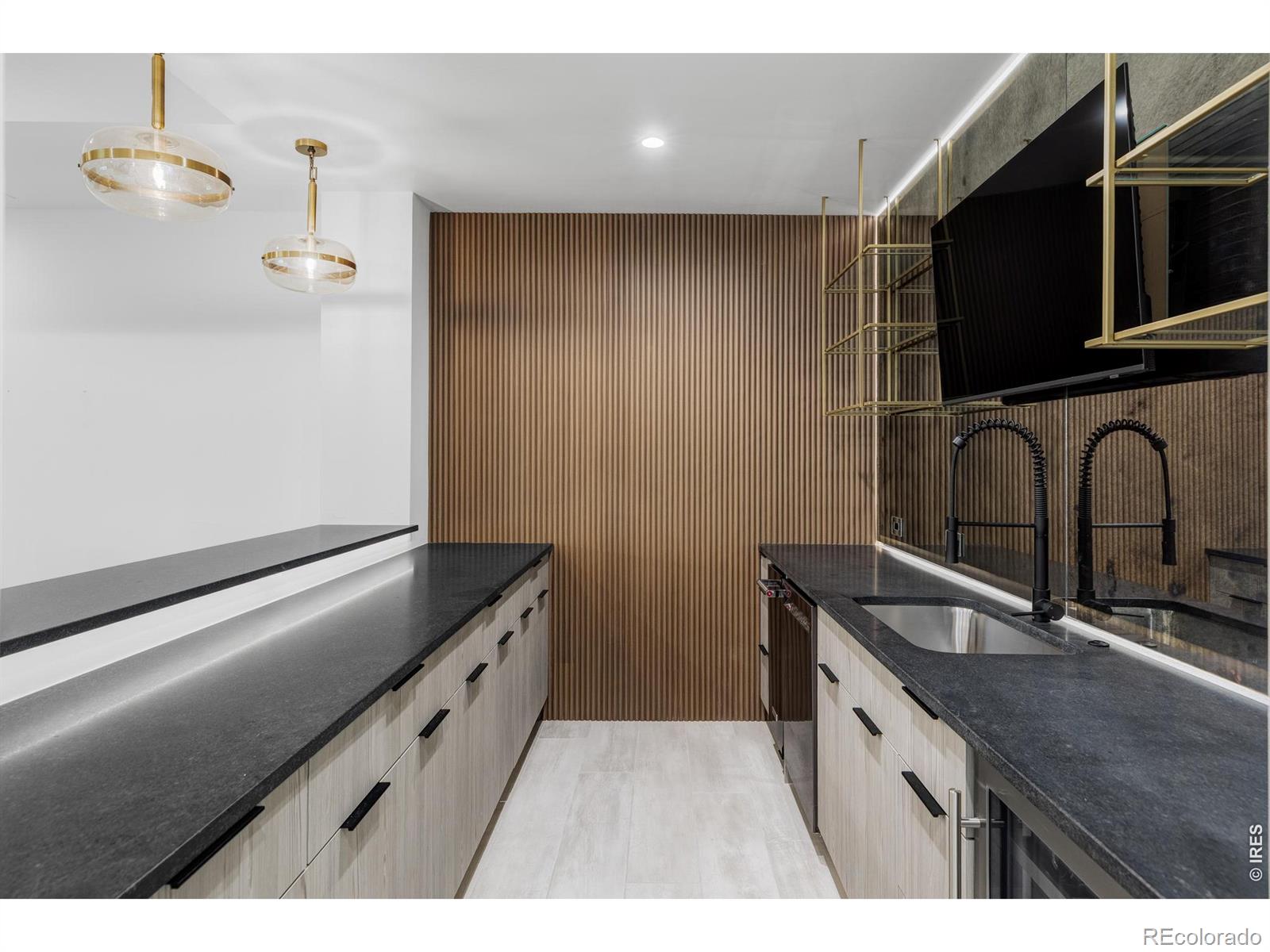 MLS Image #37 for 2005  lakespur lane,louisville, Colorado