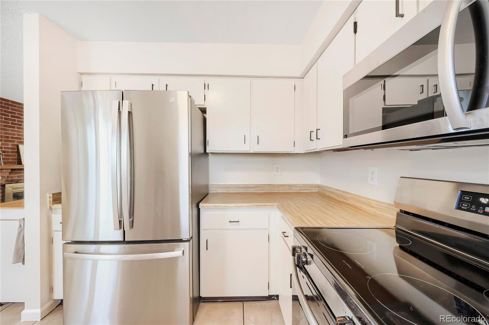 MLS Image #10 for 16129 e oxford drive,aurora, Colorado