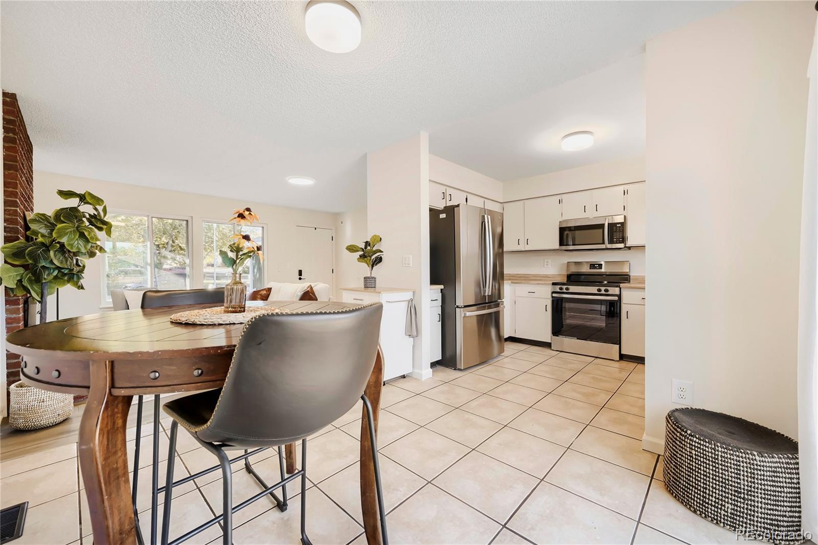 MLS Image #12 for 16129 e oxford drive,aurora, Colorado