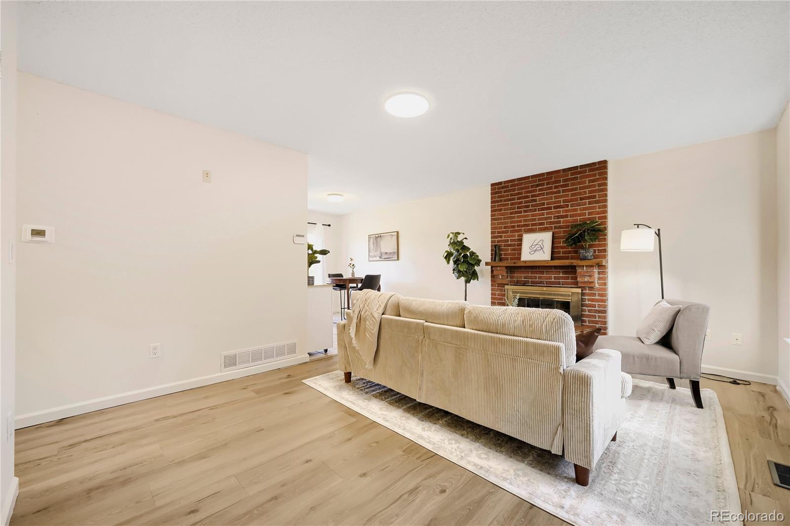 MLS Image #4 for 16129 e oxford drive,aurora, Colorado
