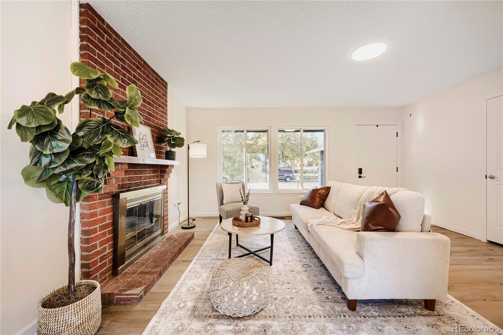 MLS Image #6 for 16129 e oxford drive,aurora, Colorado