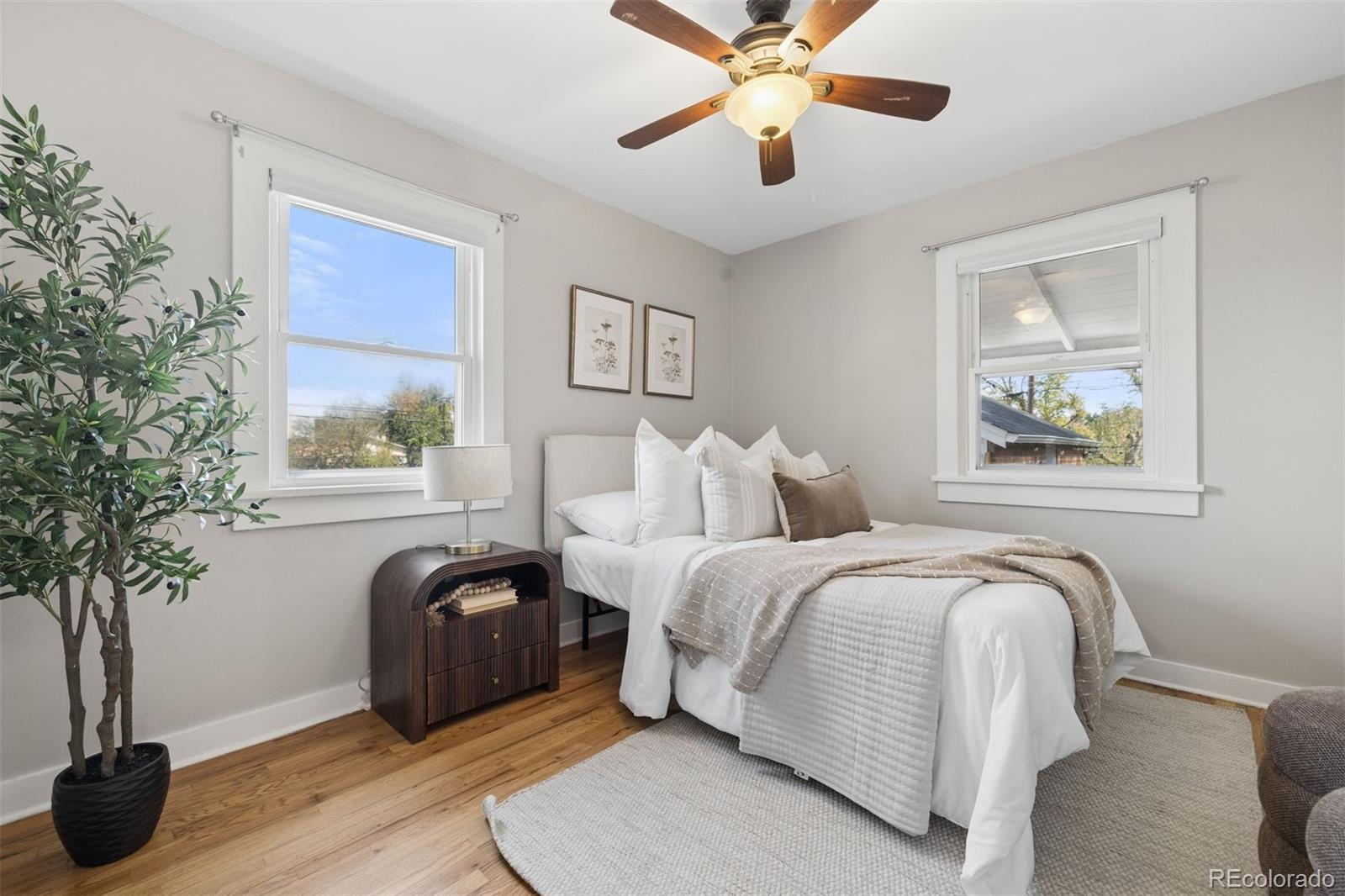 MLS Image #16 for 3564 s bannock street,englewood, Colorado