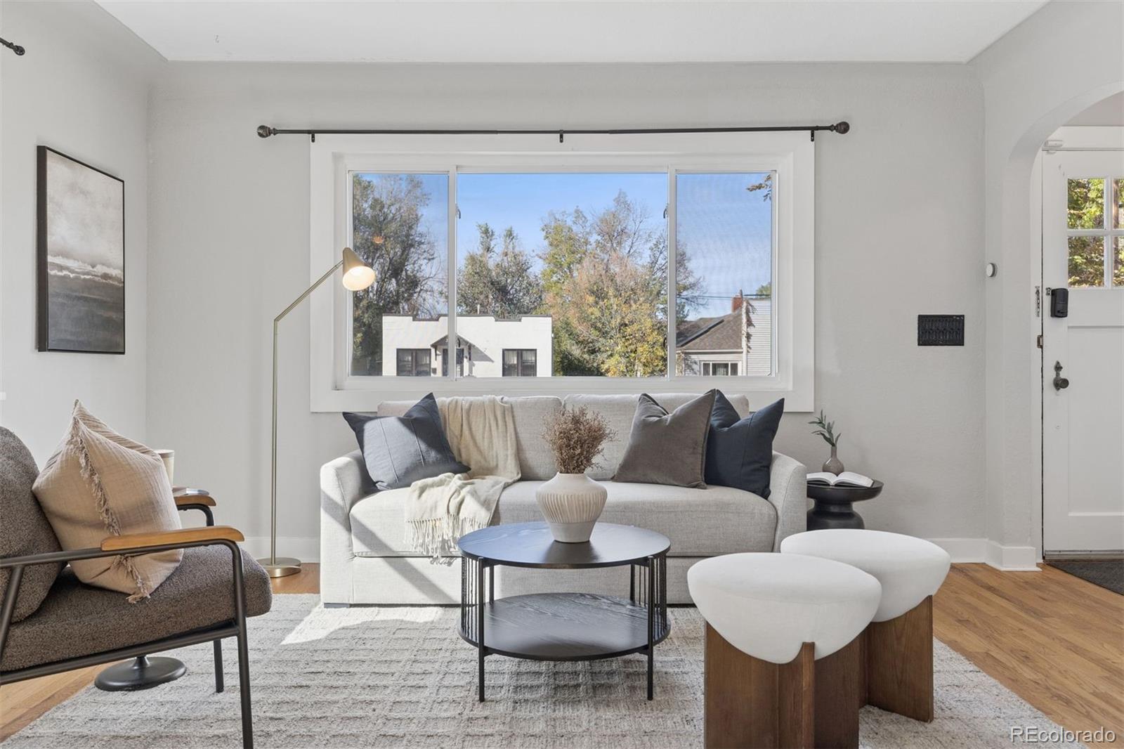 MLS Image #4 for 3564 s bannock street,englewood, Colorado