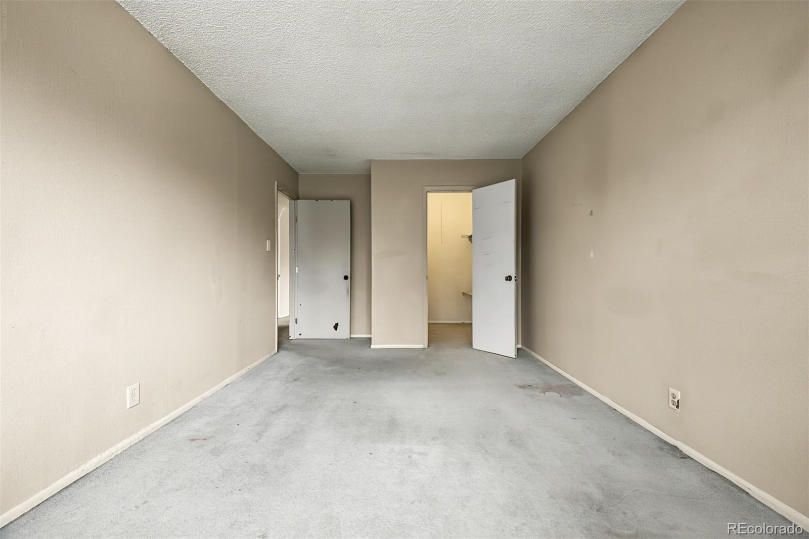MLS Image #10 for 1145 s oneida street,denver, Colorado