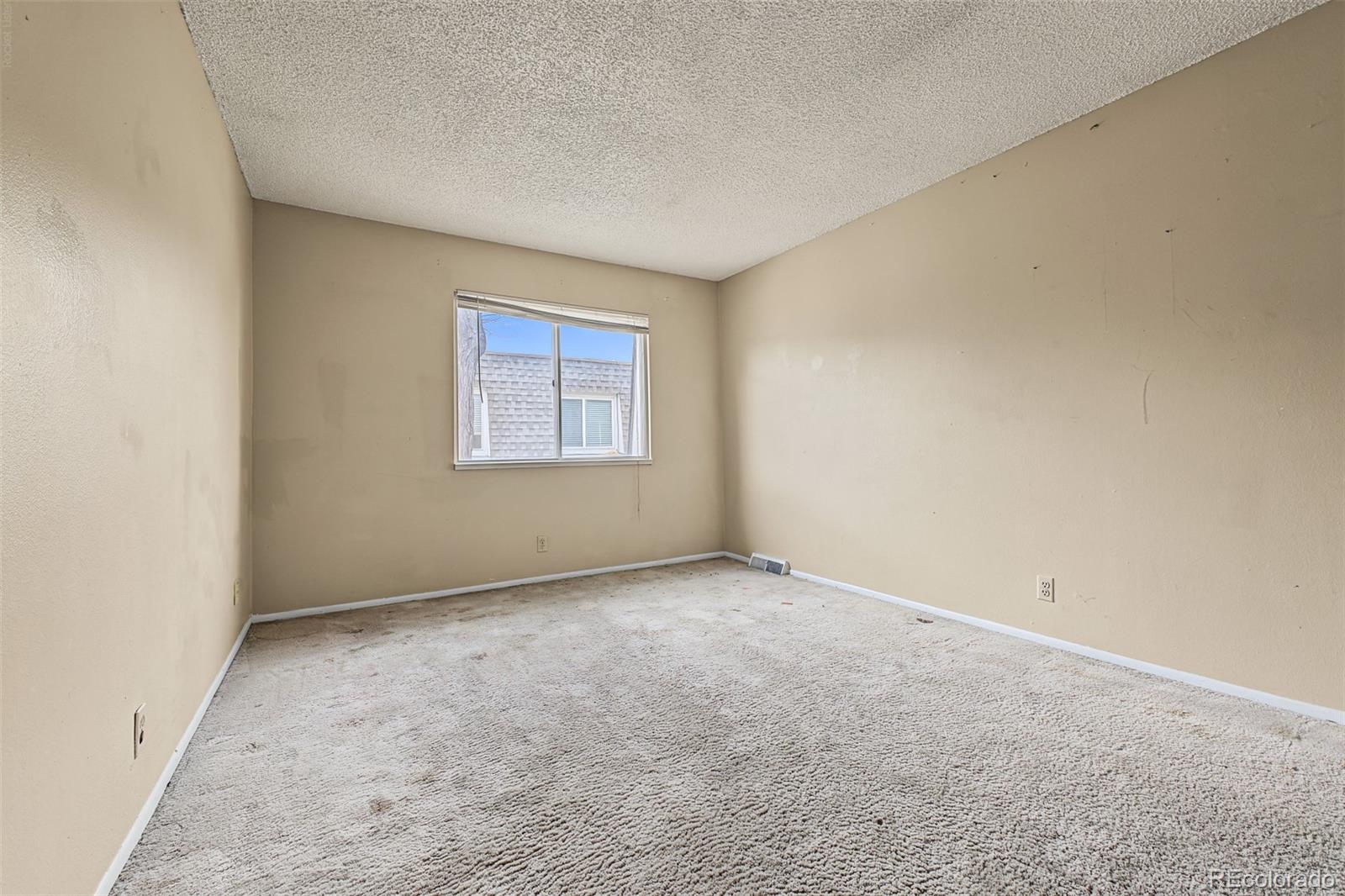 MLS Image #12 for 1145 s oneida street,denver, Colorado