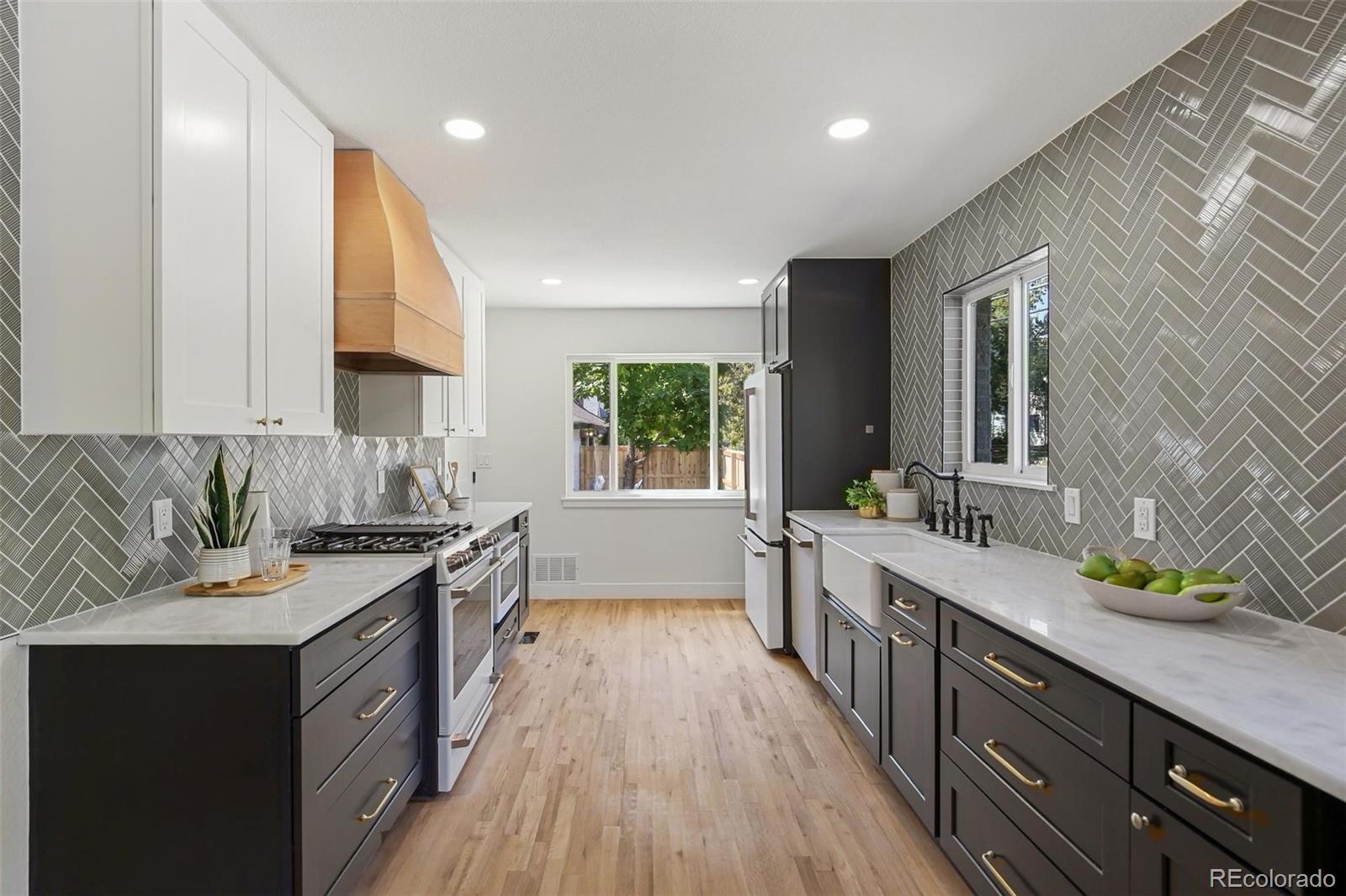 MLS Image #13 for 3557  decatur street,denver, Colorado