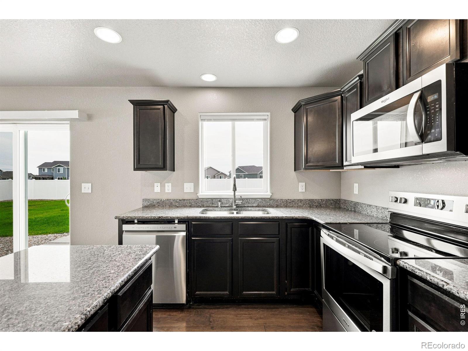 MLS Image #14 for 2063  tabor street,berthoud, Colorado