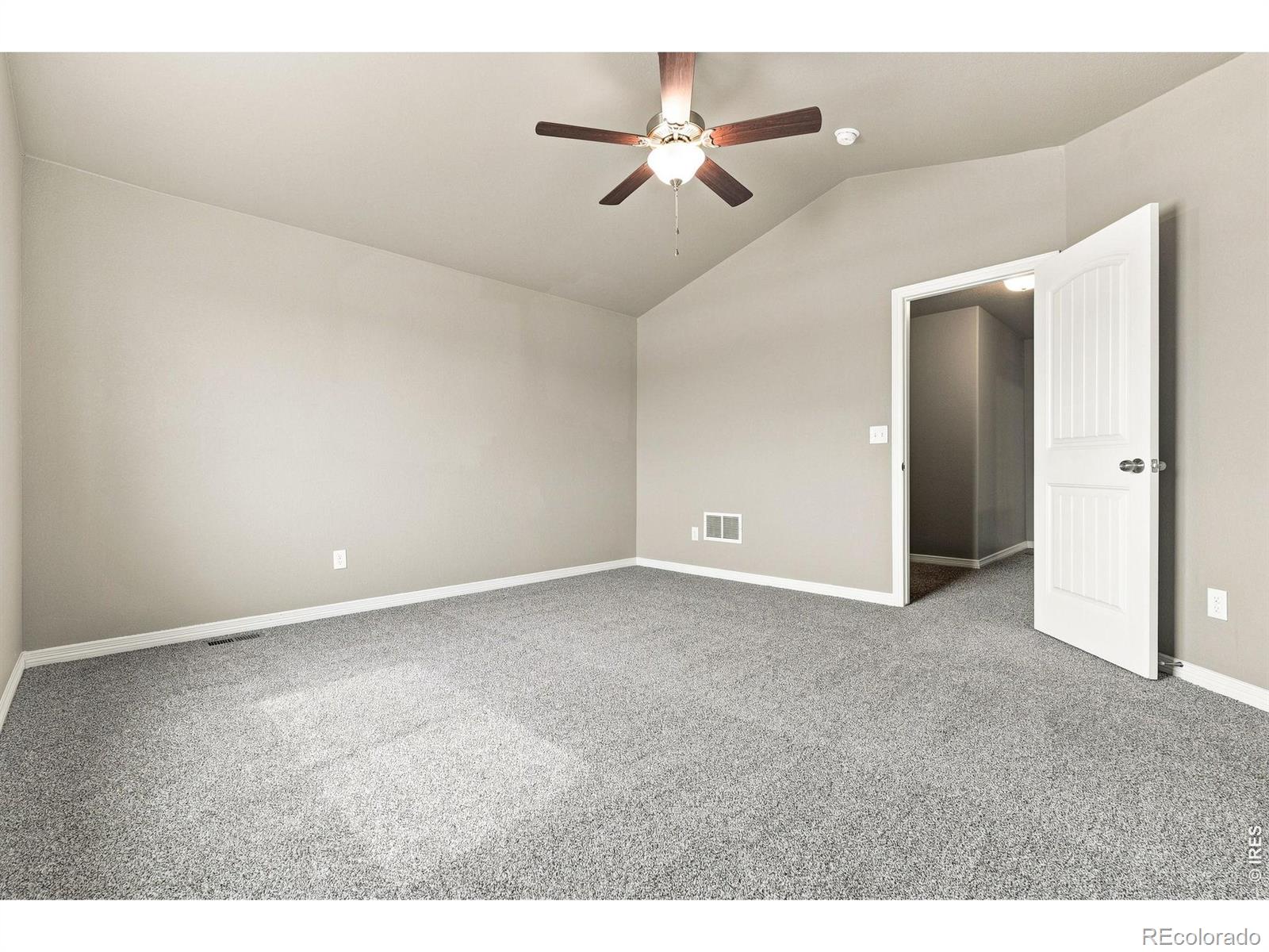 MLS Image #19 for 2063  tabor street,berthoud, Colorado