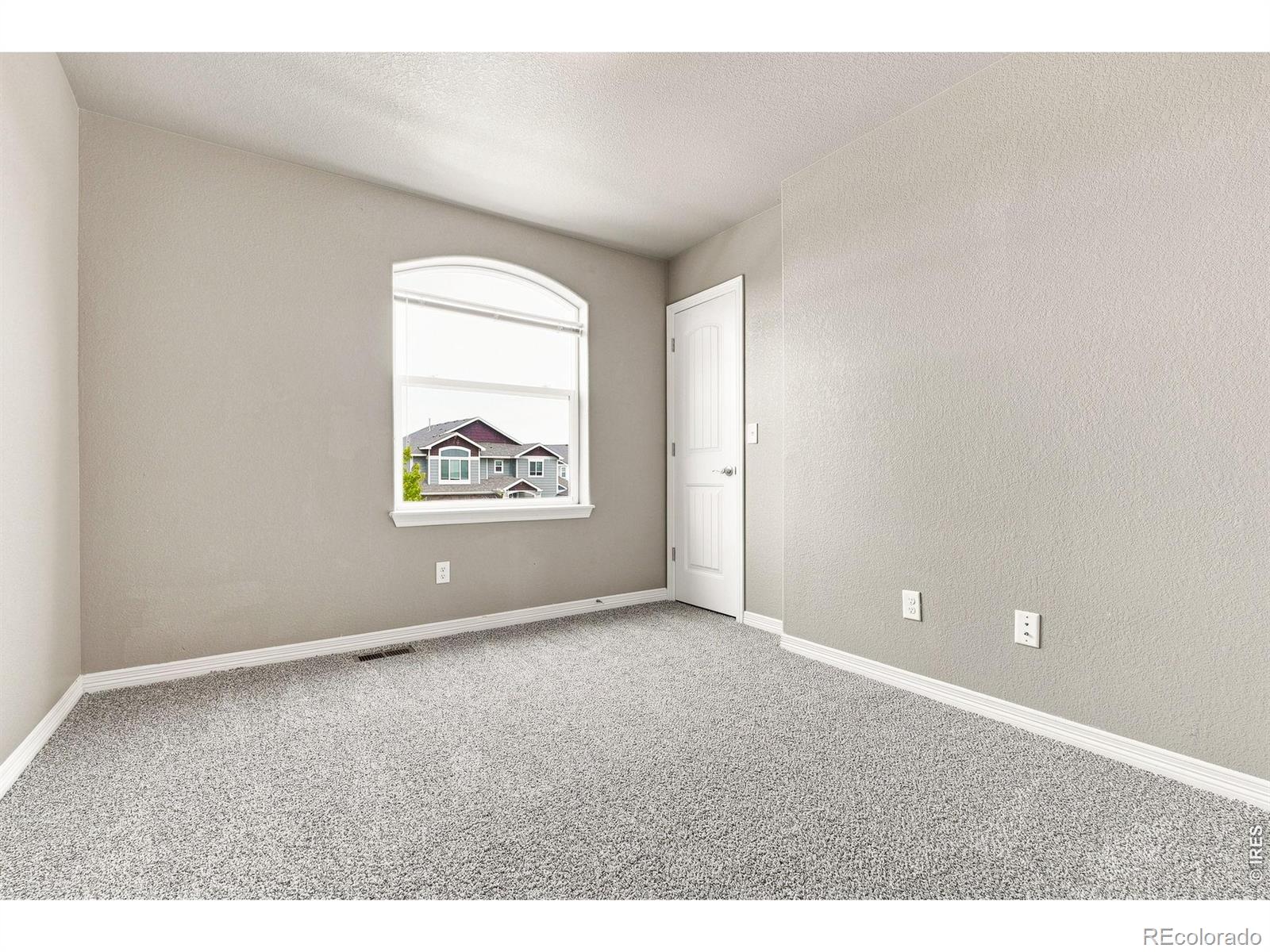 MLS Image #23 for 2063  tabor street,berthoud, Colorado