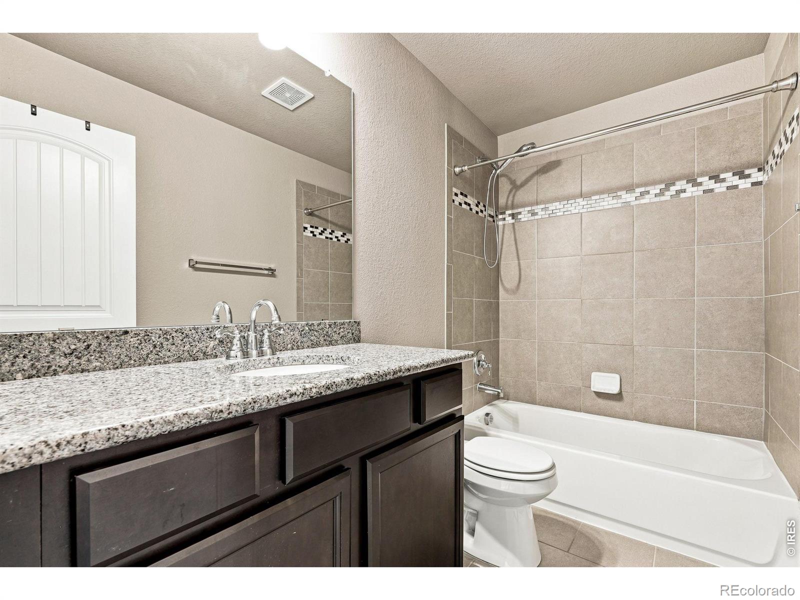 MLS Image #25 for 2063  tabor street,berthoud, Colorado