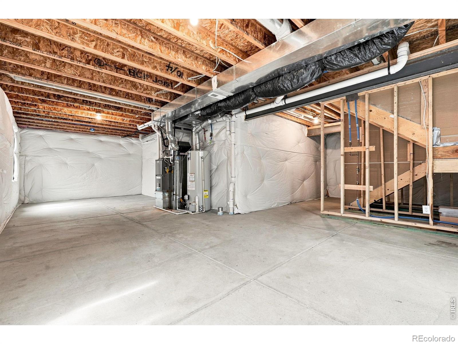 MLS Image #32 for 2063  tabor street,berthoud, Colorado