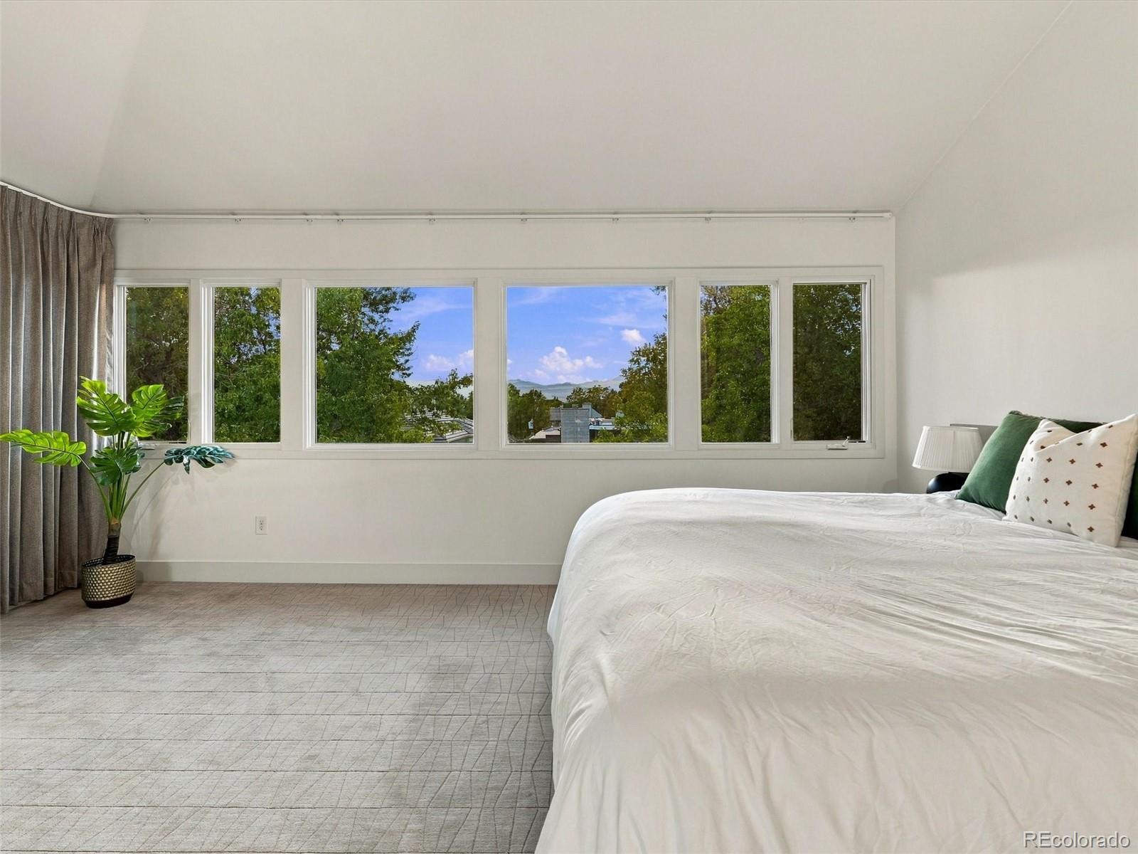 MLS Image #12 for 396 n steele street,denver, Colorado