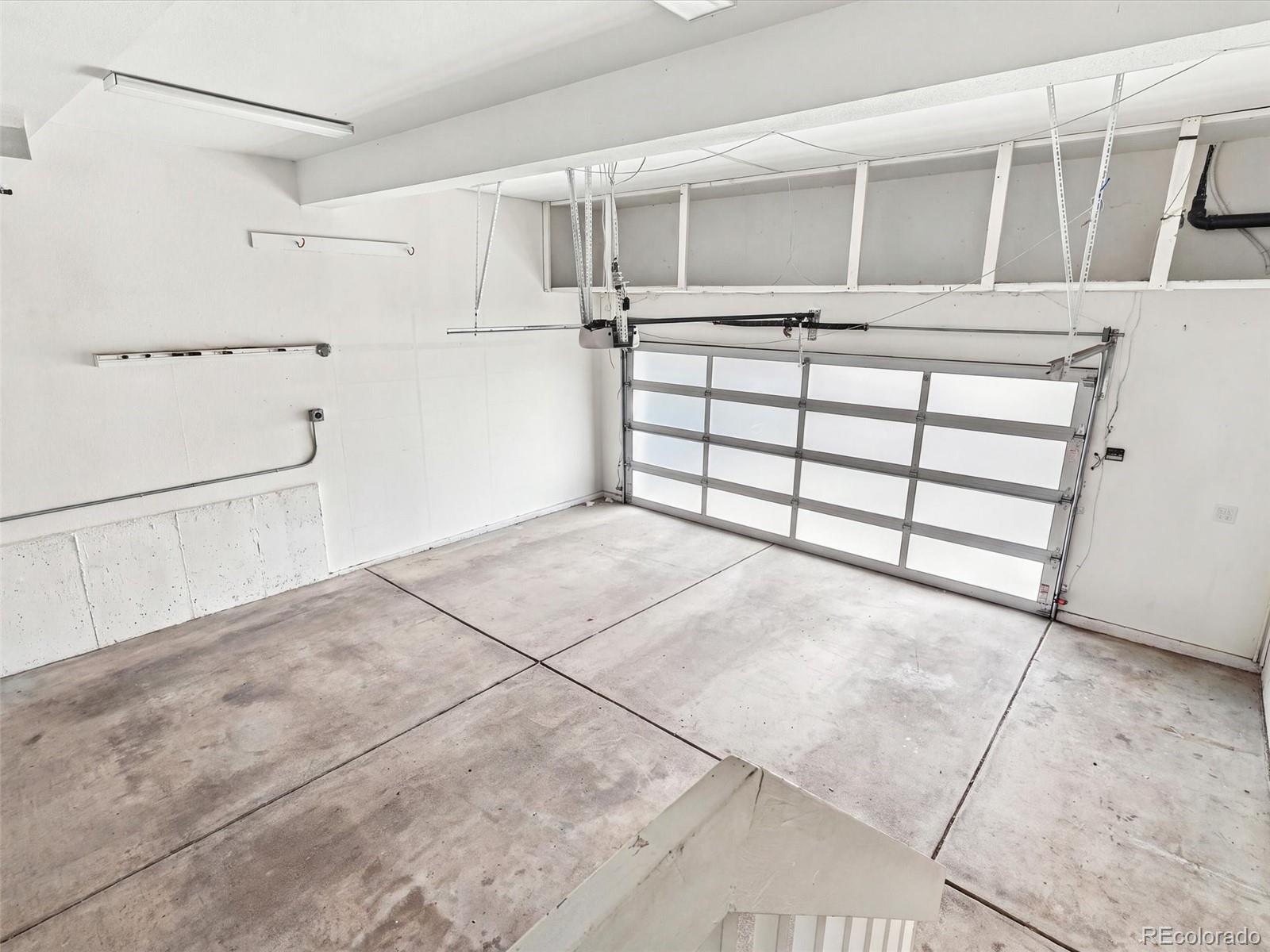MLS Image #28 for 396 n steele street,denver, Colorado