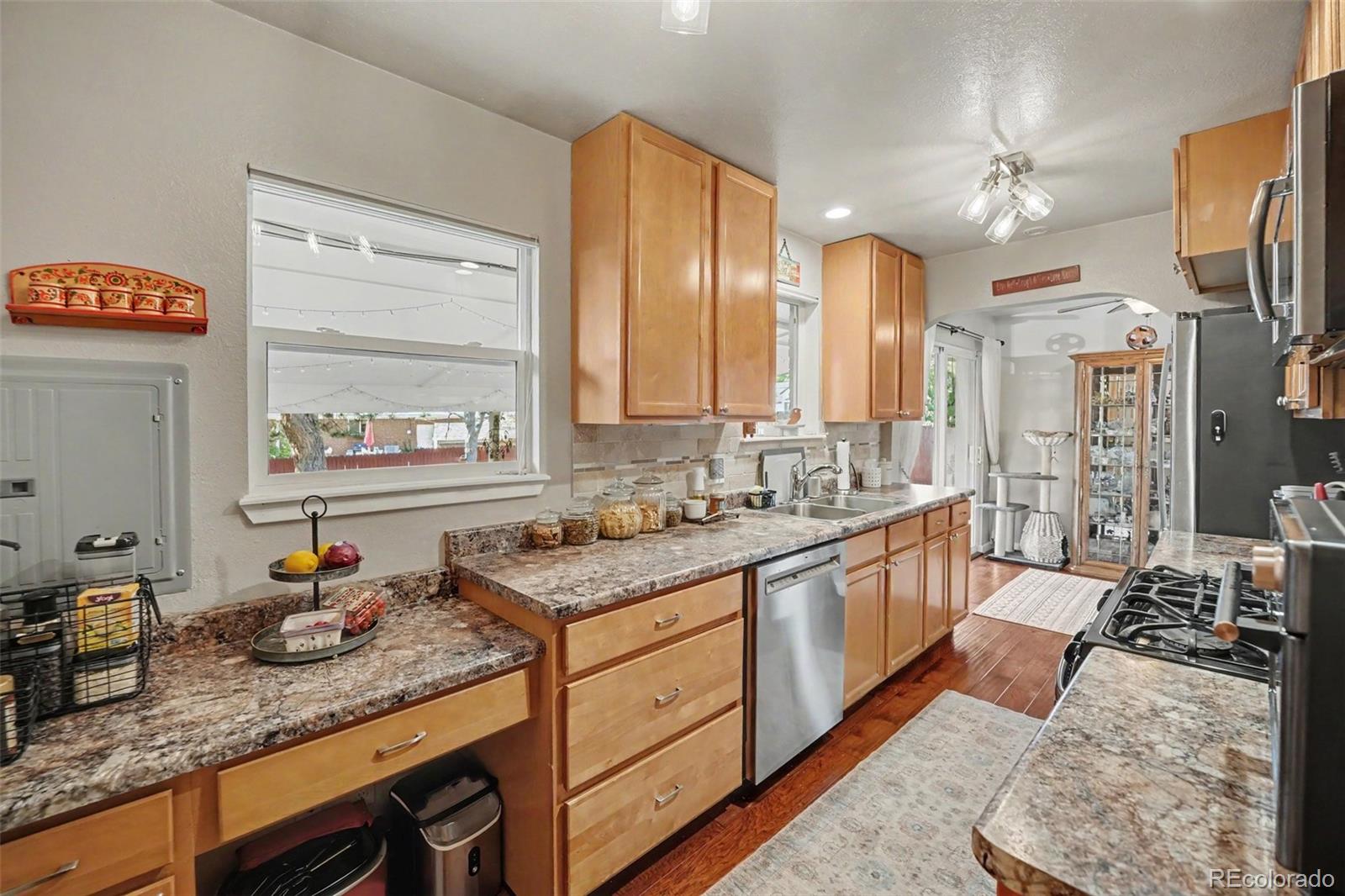 MLS Image #5 for 8731  oakwood street,westminster, Colorado