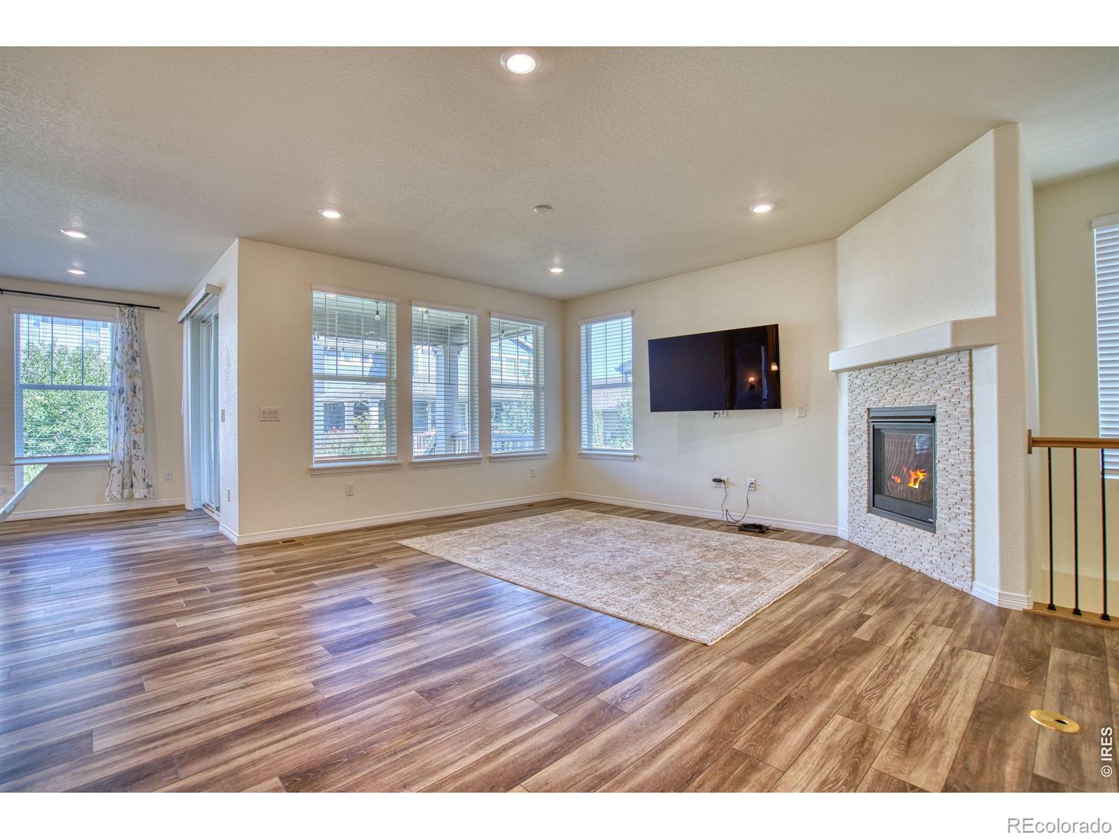 MLS Image #5 for 753  drake avenue,erie, Colorado