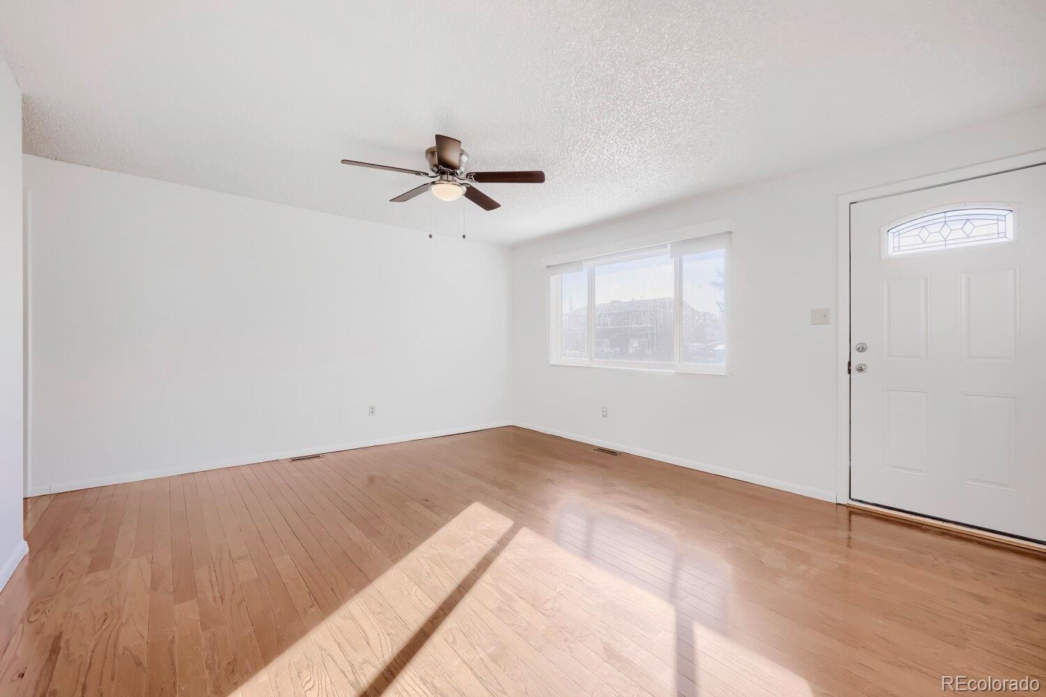 MLS Image #4 for 741  elbert street,denver, Colorado