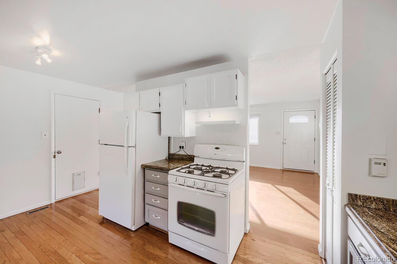 MLS Image #8 for 741  elbert street,denver, Colorado