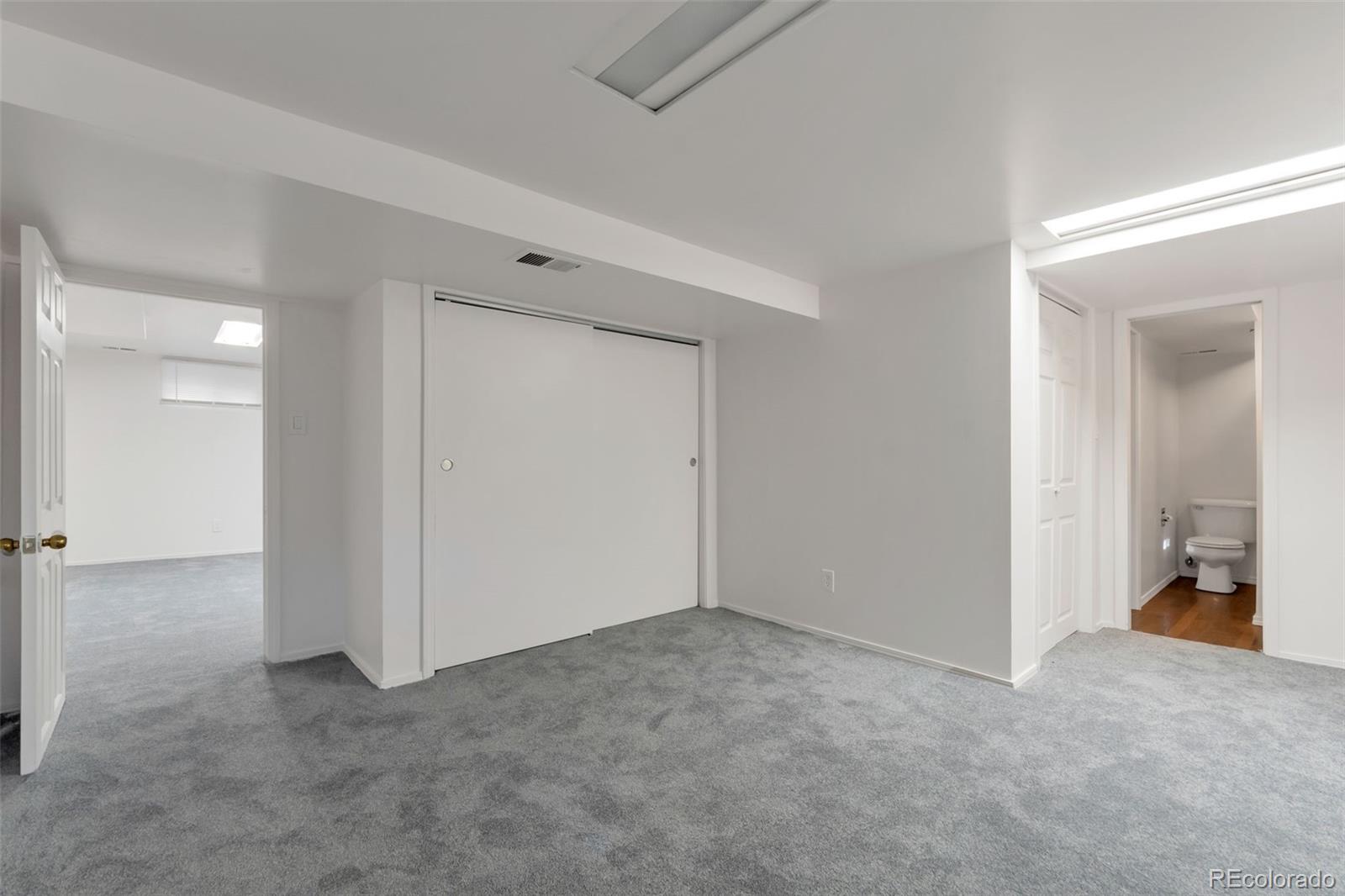 MLS Image #15 for 290 s marion parkway,denver, Colorado