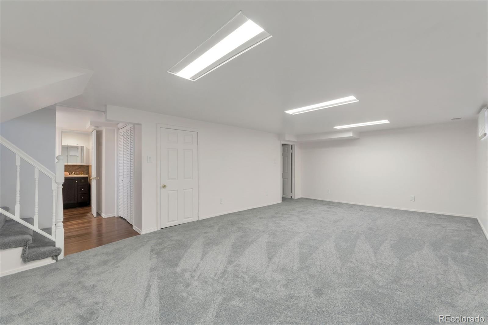 MLS Image #17 for 290 s marion parkway,denver, Colorado