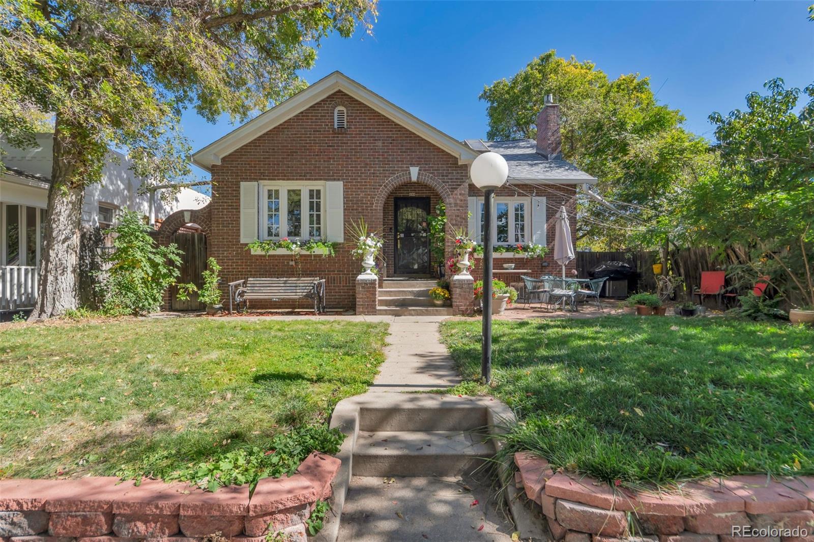 MLS Image #33 for 290 s marion parkway,denver, Colorado