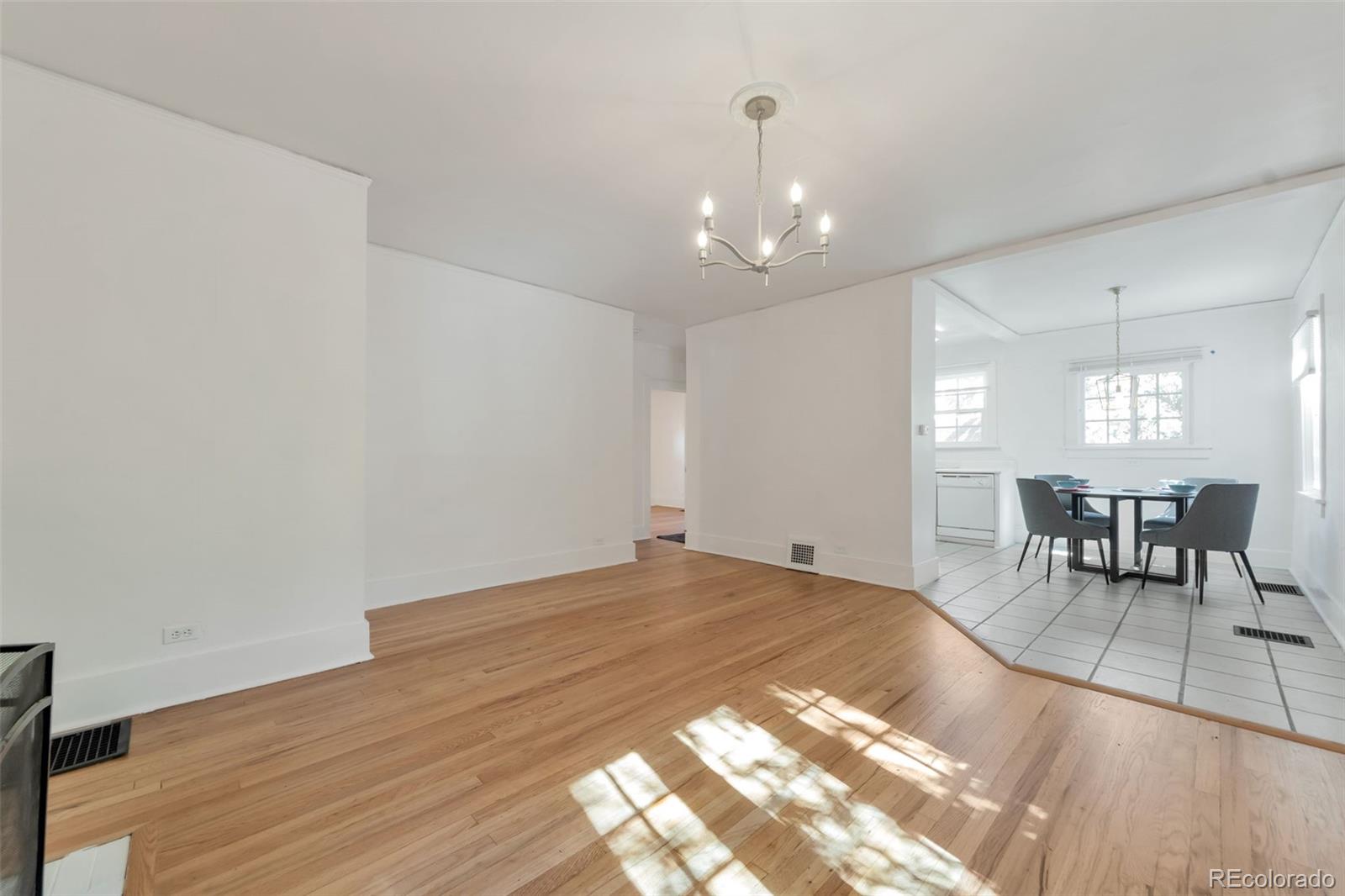 MLS Image #40 for 290 s marion parkway,denver, Colorado