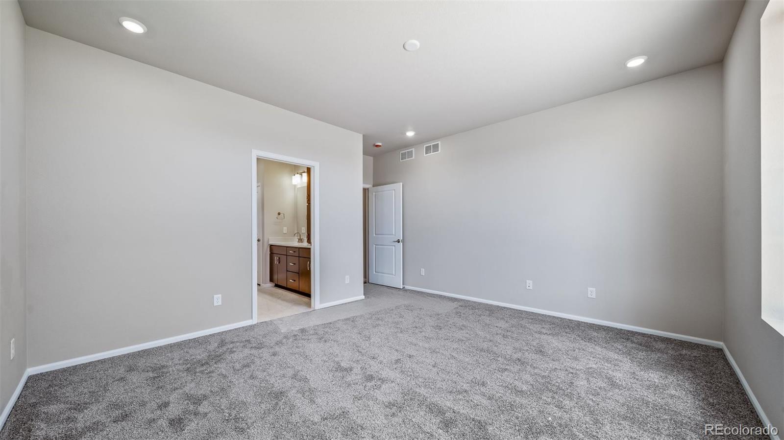 MLS Image #24 for 22224 e 49th place,aurora, Colorado
