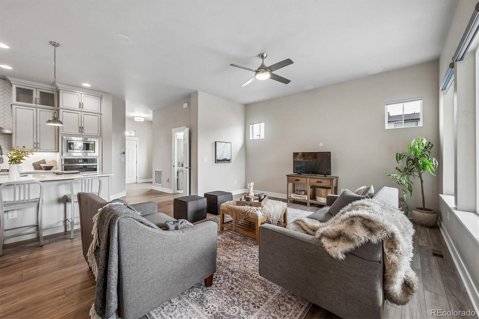 MLS Image #14 for 21492 e 60th avenue,aurora, Colorado