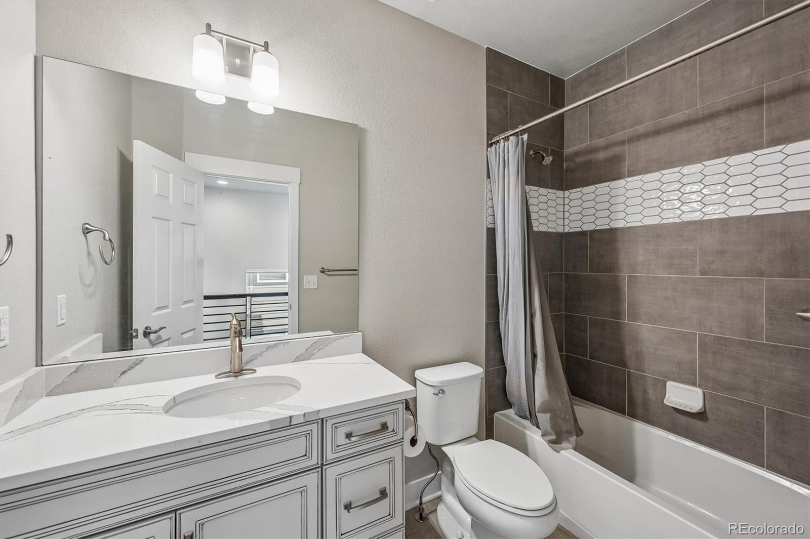 MLS Image #28 for 21492 e 60th avenue,aurora, Colorado