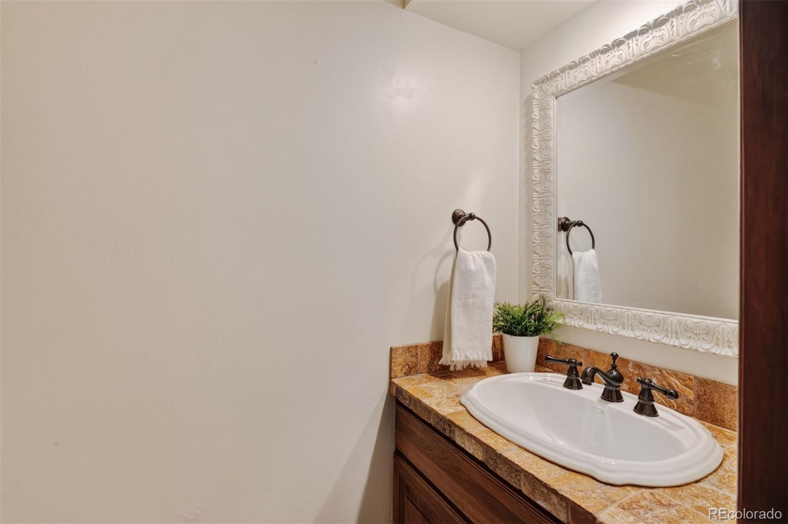 MLS Image #11 for 6098 s lima street,englewood, Colorado