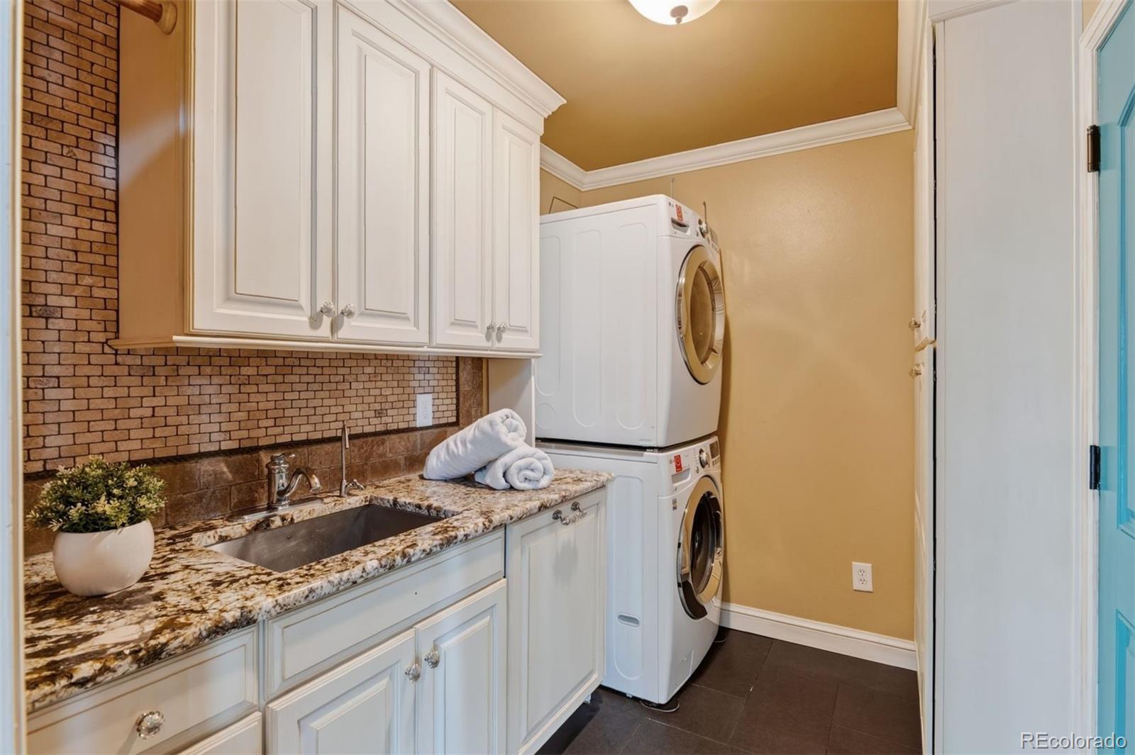 MLS Image #12 for 6098 s lima street,englewood, Colorado