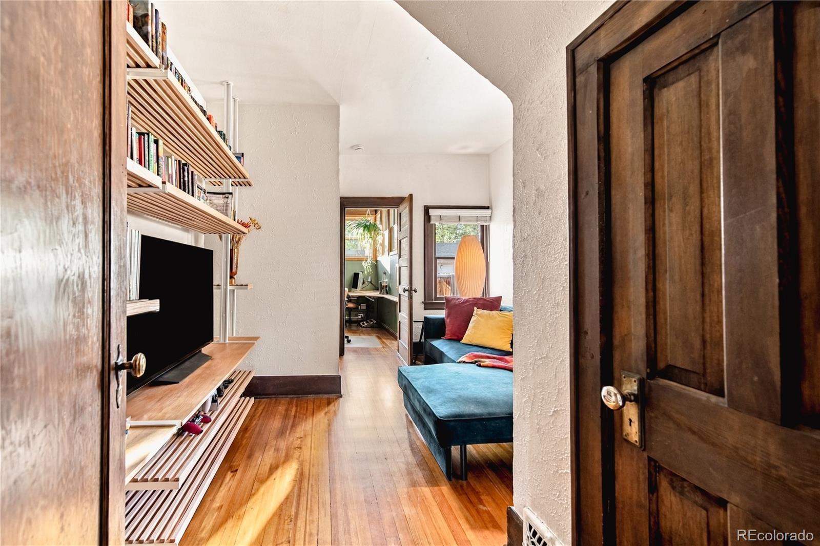 MLS Image #9 for 549 n lafayette street,denver, Colorado