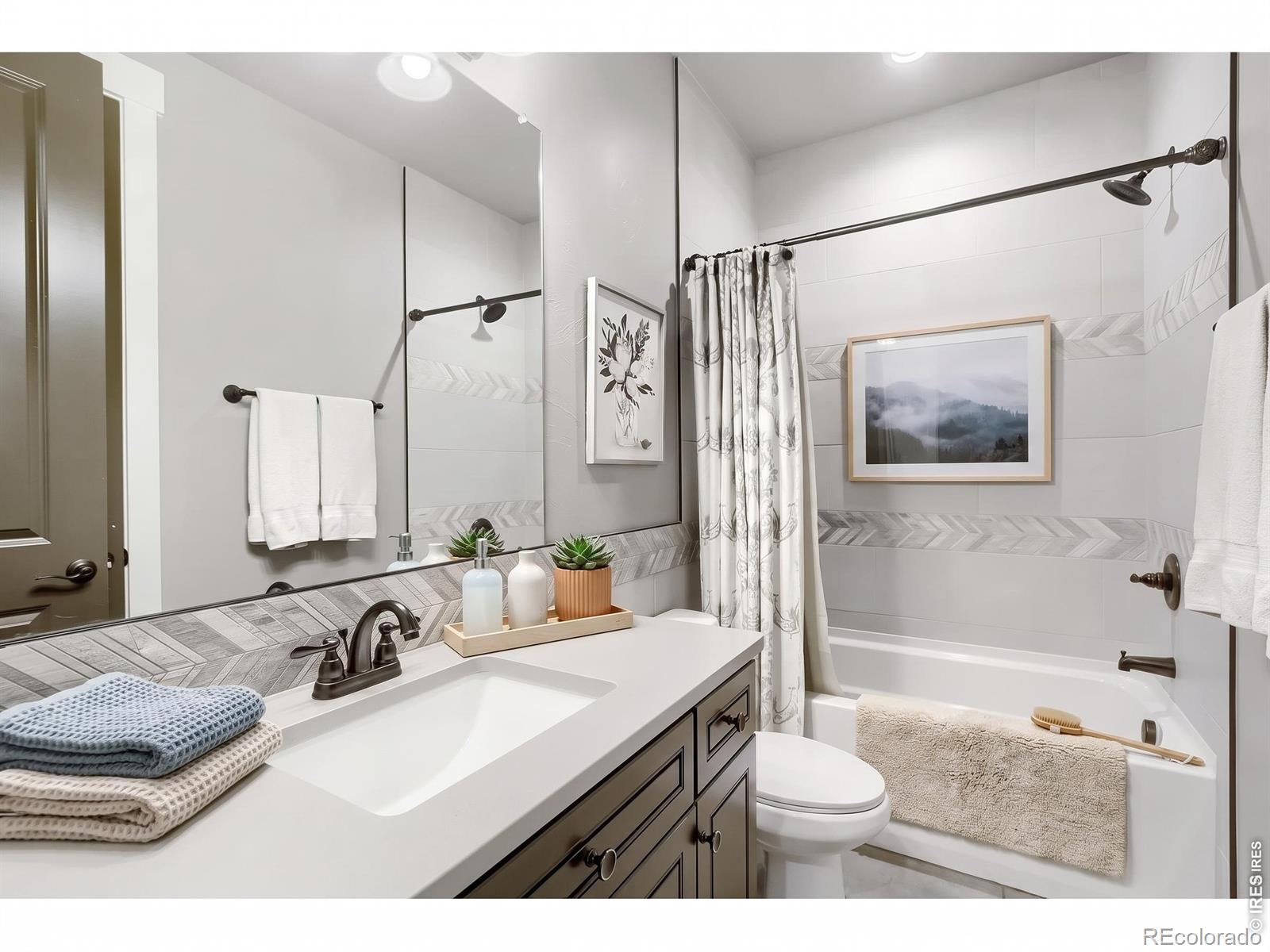 MLS Image #15 for 5435  long drive,timnath, Colorado