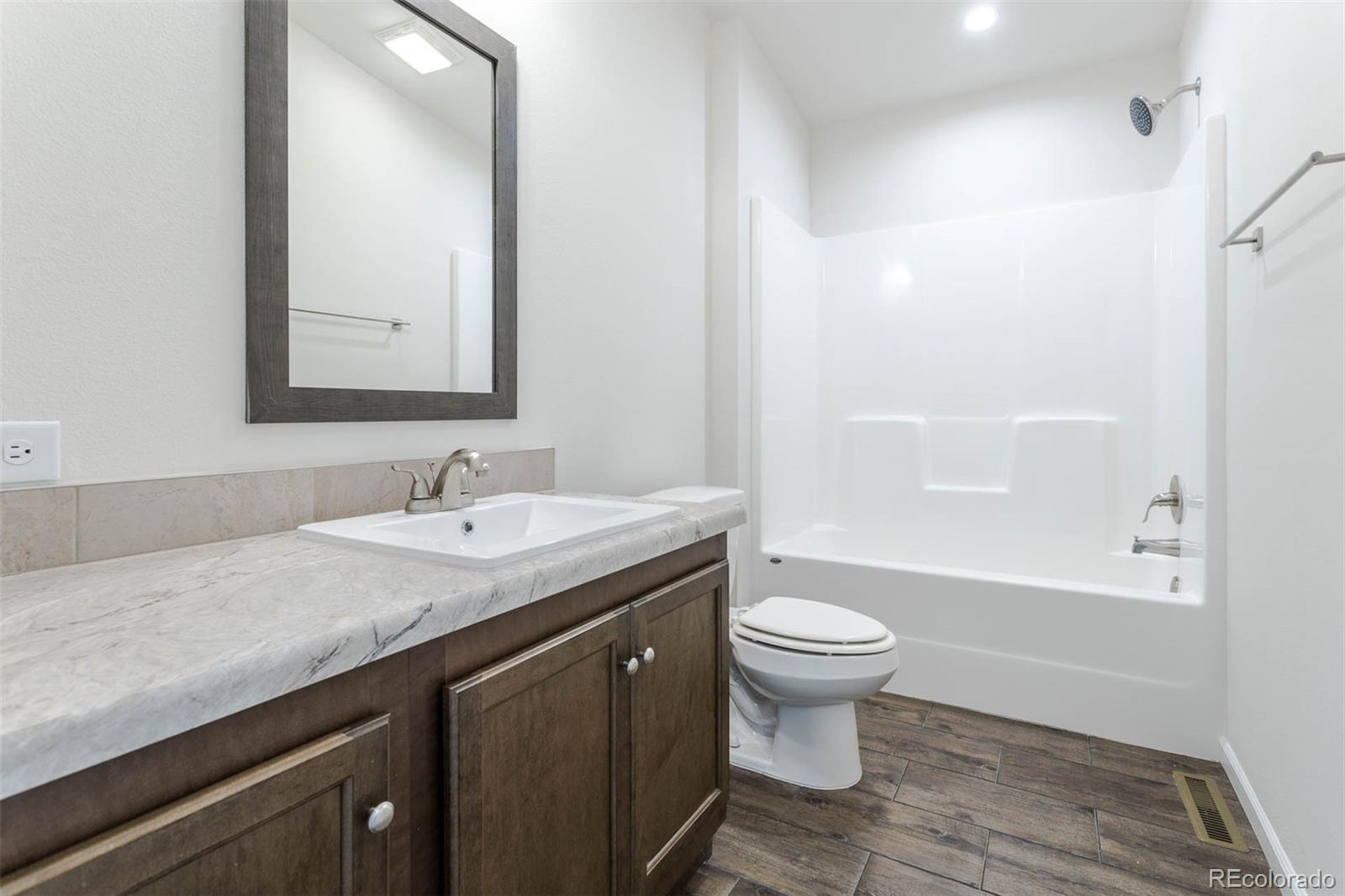 MLS Image #16 for 2384 n emporia street,aurora, Colorado