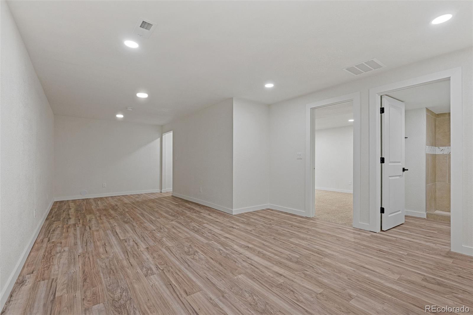 MLS Image #15 for 2754 s uravan street,aurora, Colorado