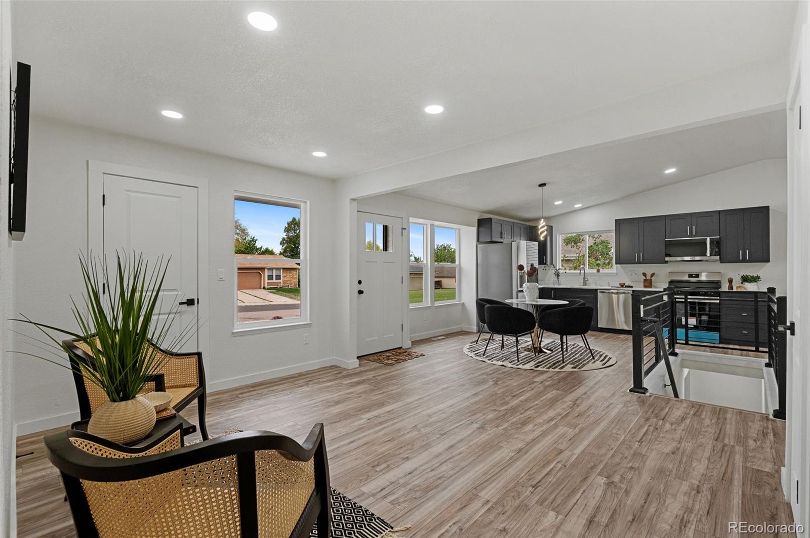 MLS Image #8 for 2754 s uravan street,aurora, Colorado
